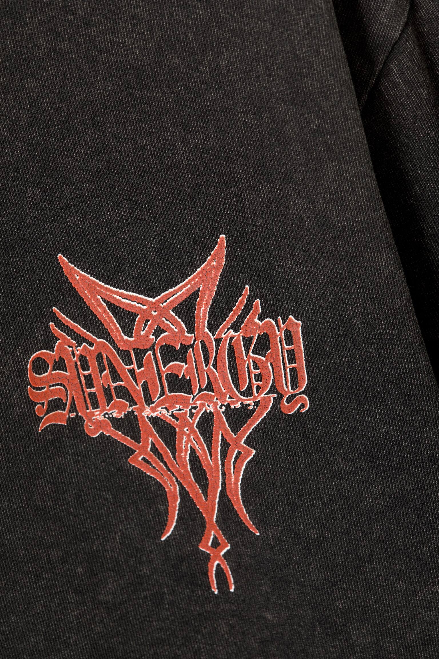 T-shirt graphique à manches longues décontracté - Gris délavé - Imprimé rouge - 5