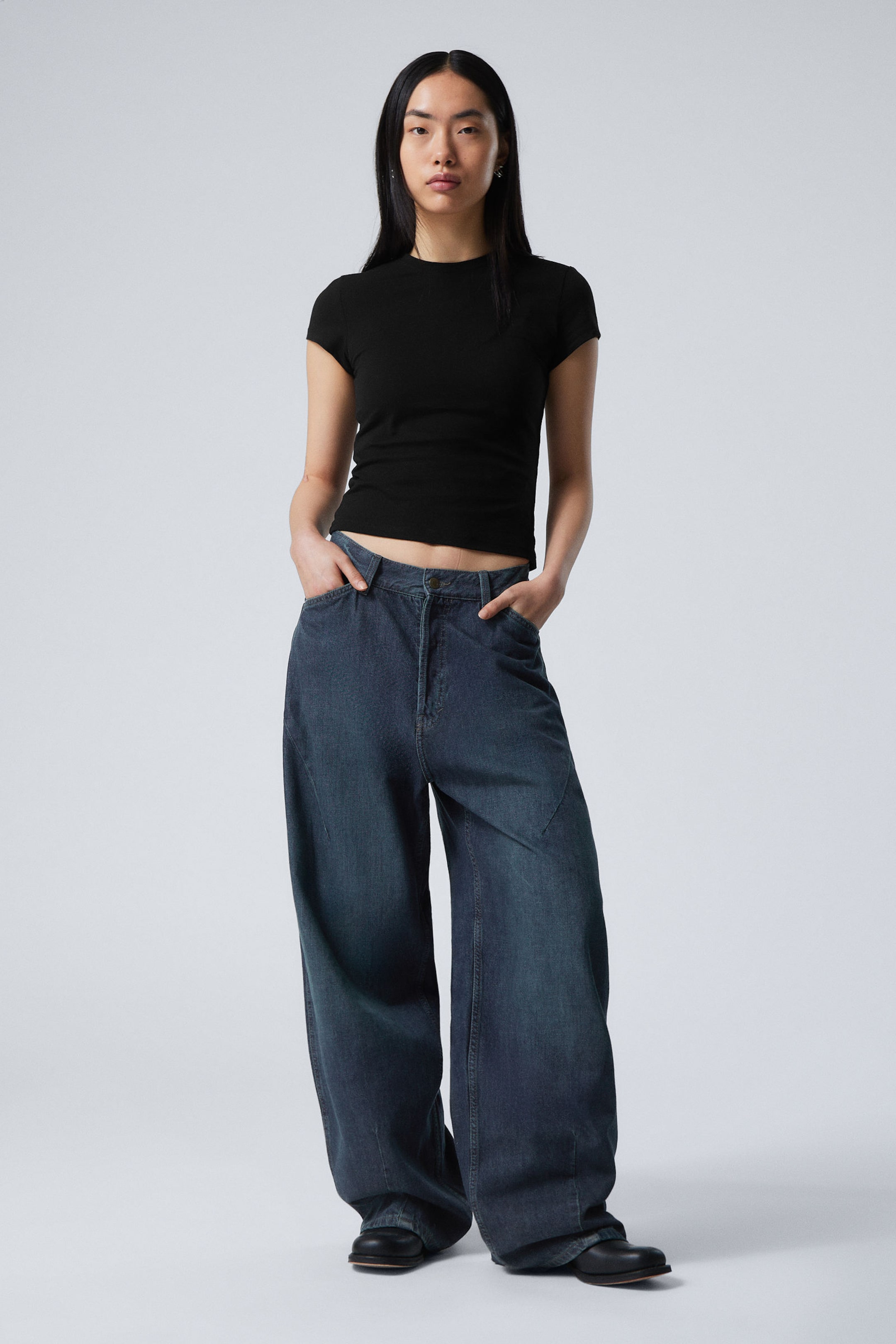 Lake Blue - Medium Blue - Astro Loose Baggy Shape Jeans - 4