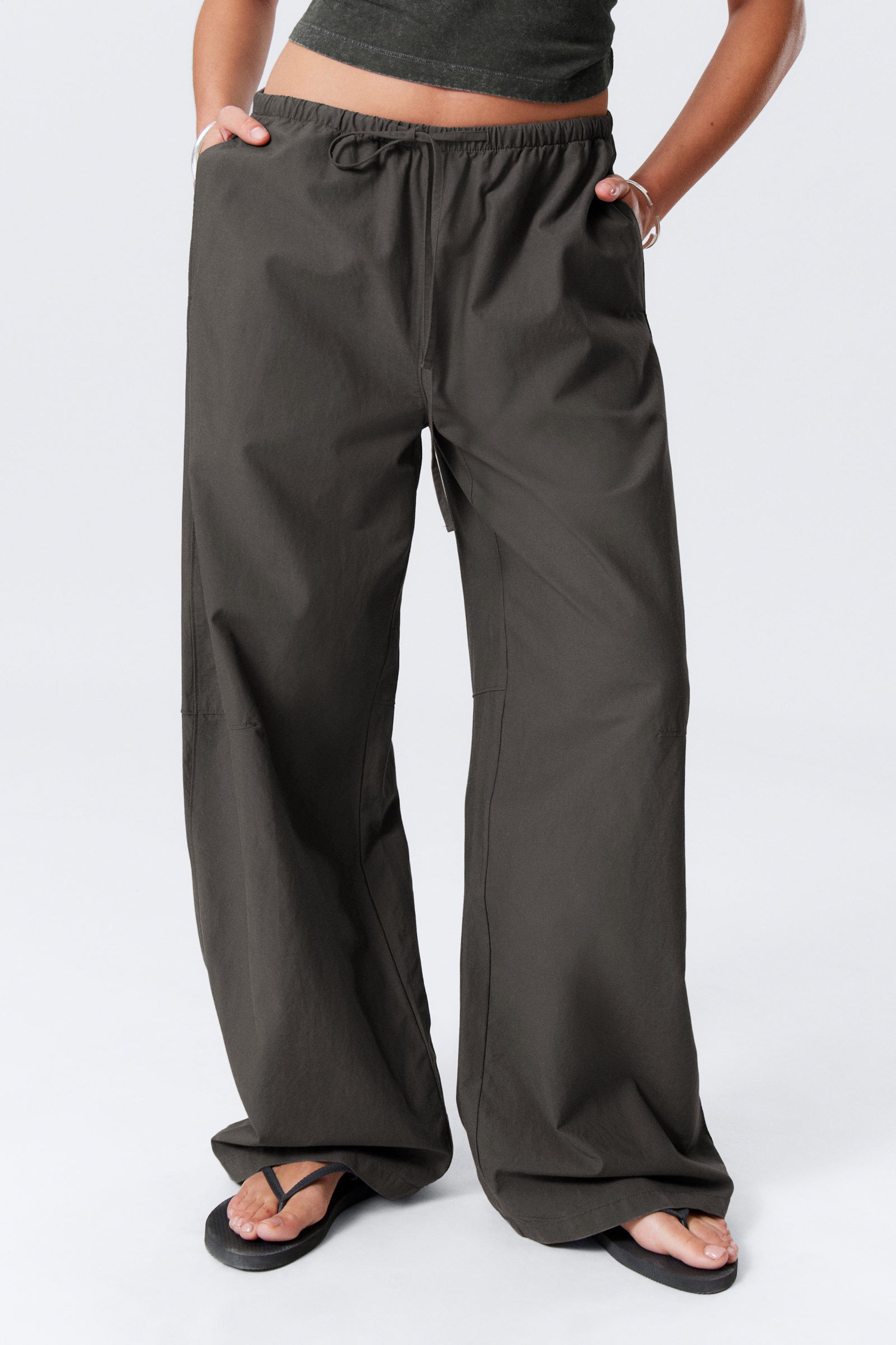 #383938 - Loose Fit Low Waist Washed Trousers - 2