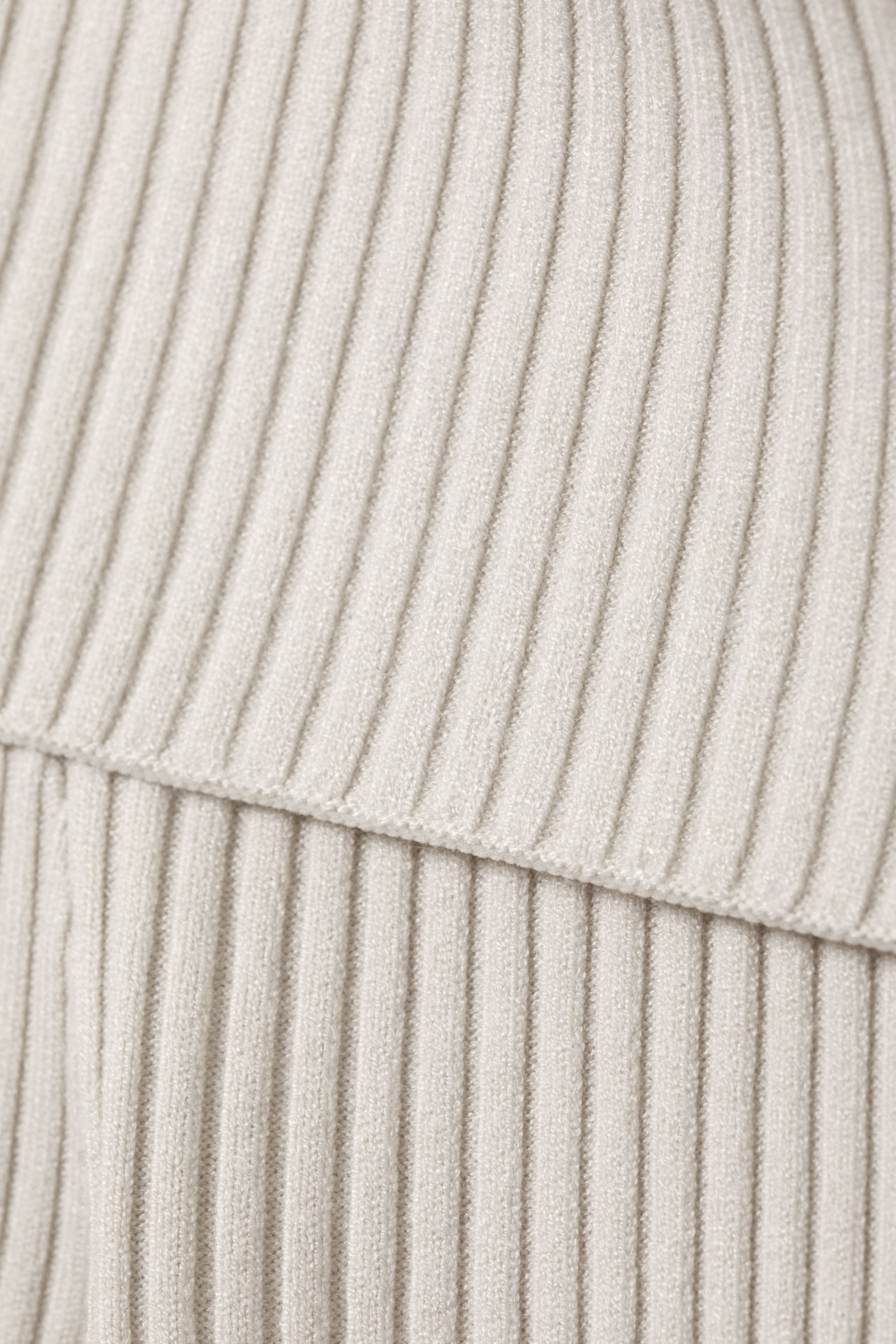 Mole Dusty Light - Vanna Off Shoulder Zip Cardigan - 2