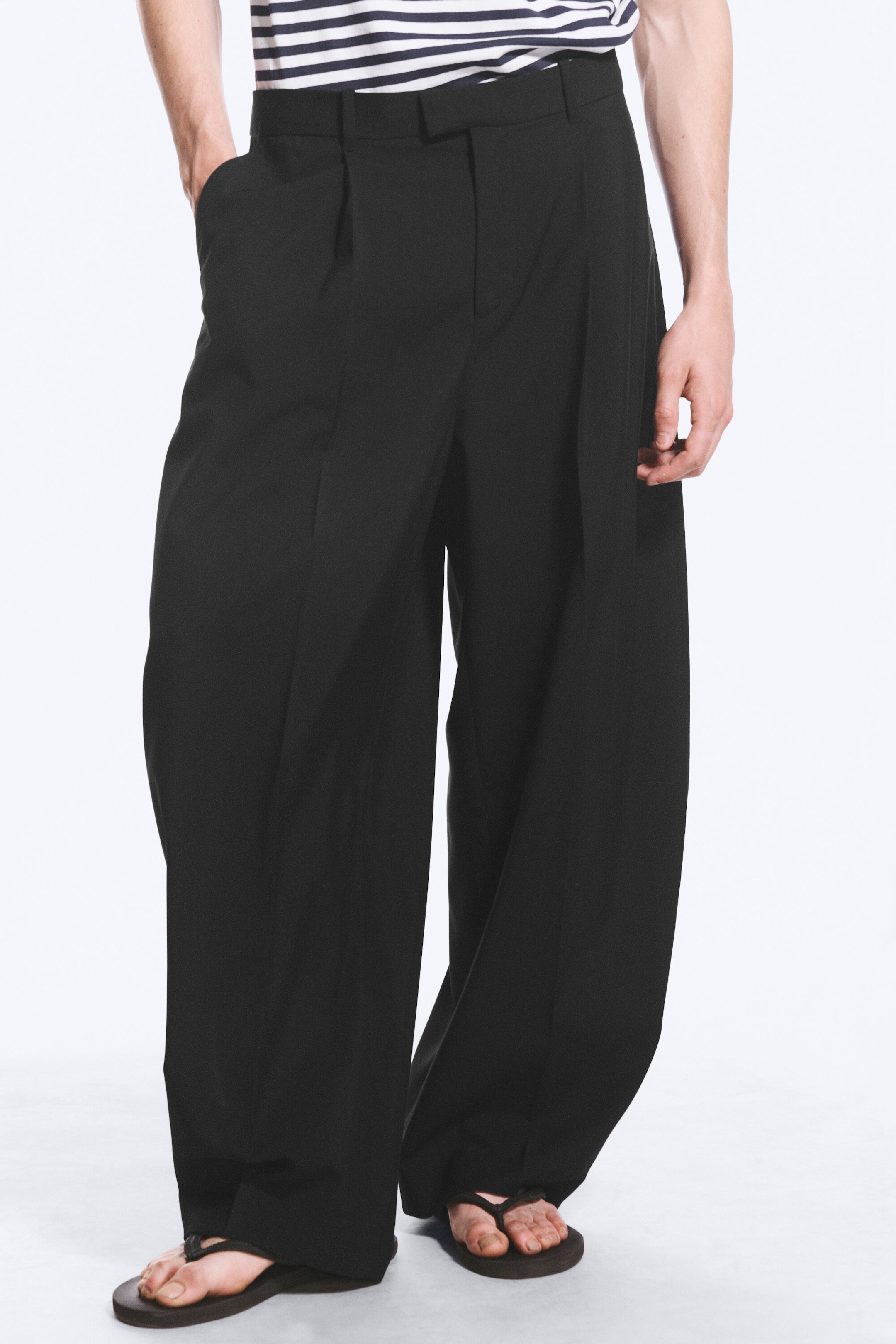 Zwart - Felix Barrel Trousers - 2