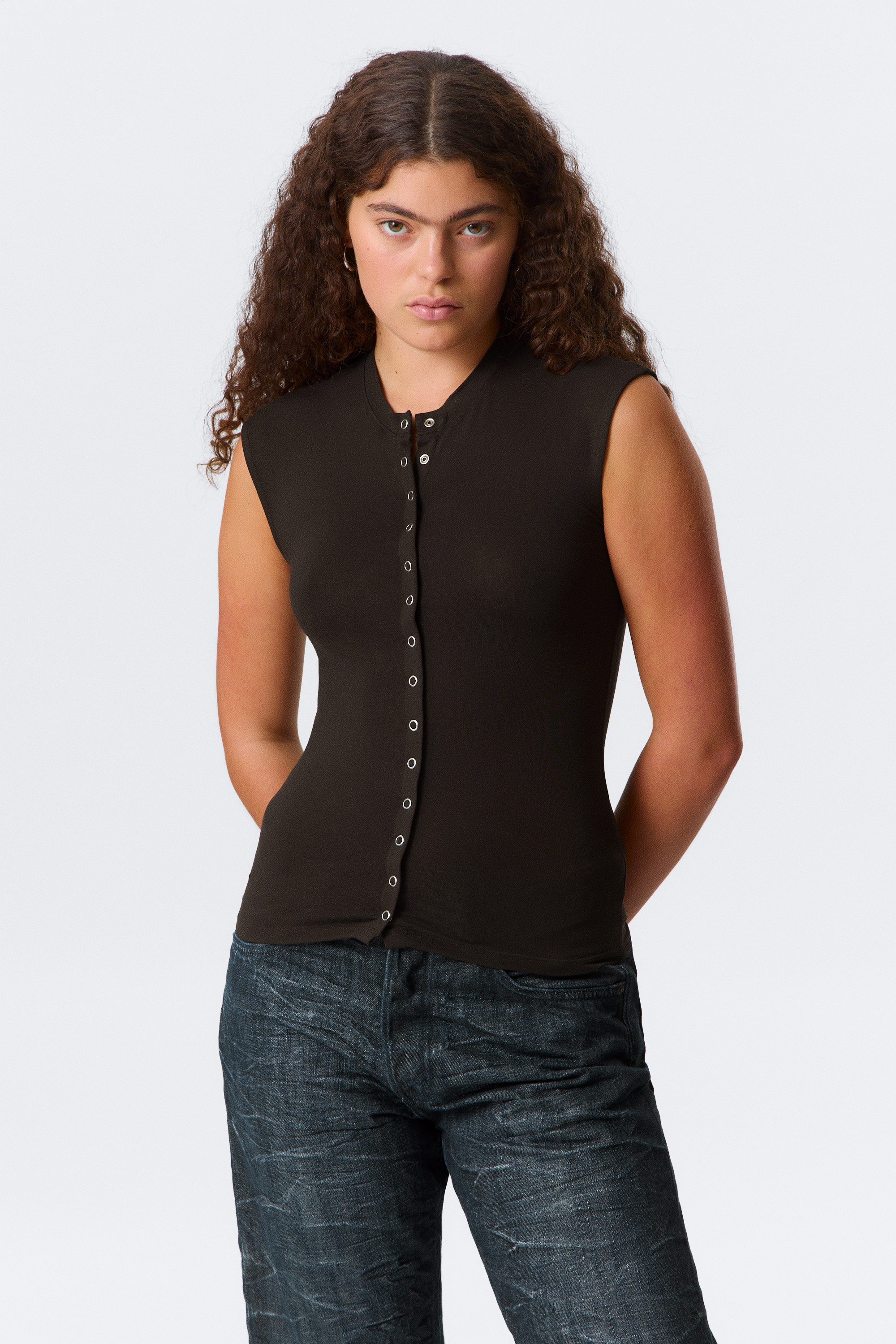 Mörkbrun - Ärmlös button-up topp - 1