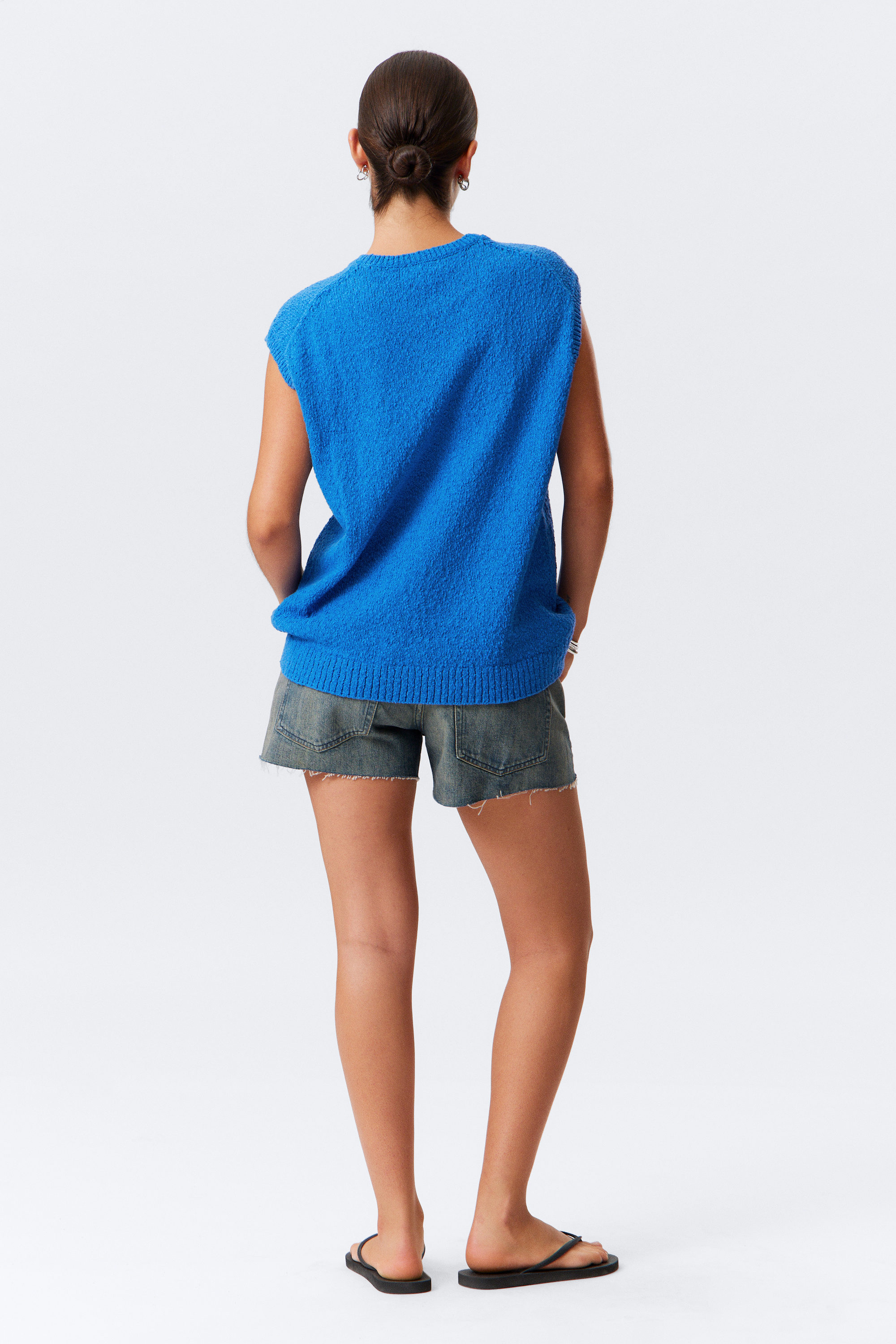 Blue - Boxy Textured Knitted Vest - 3