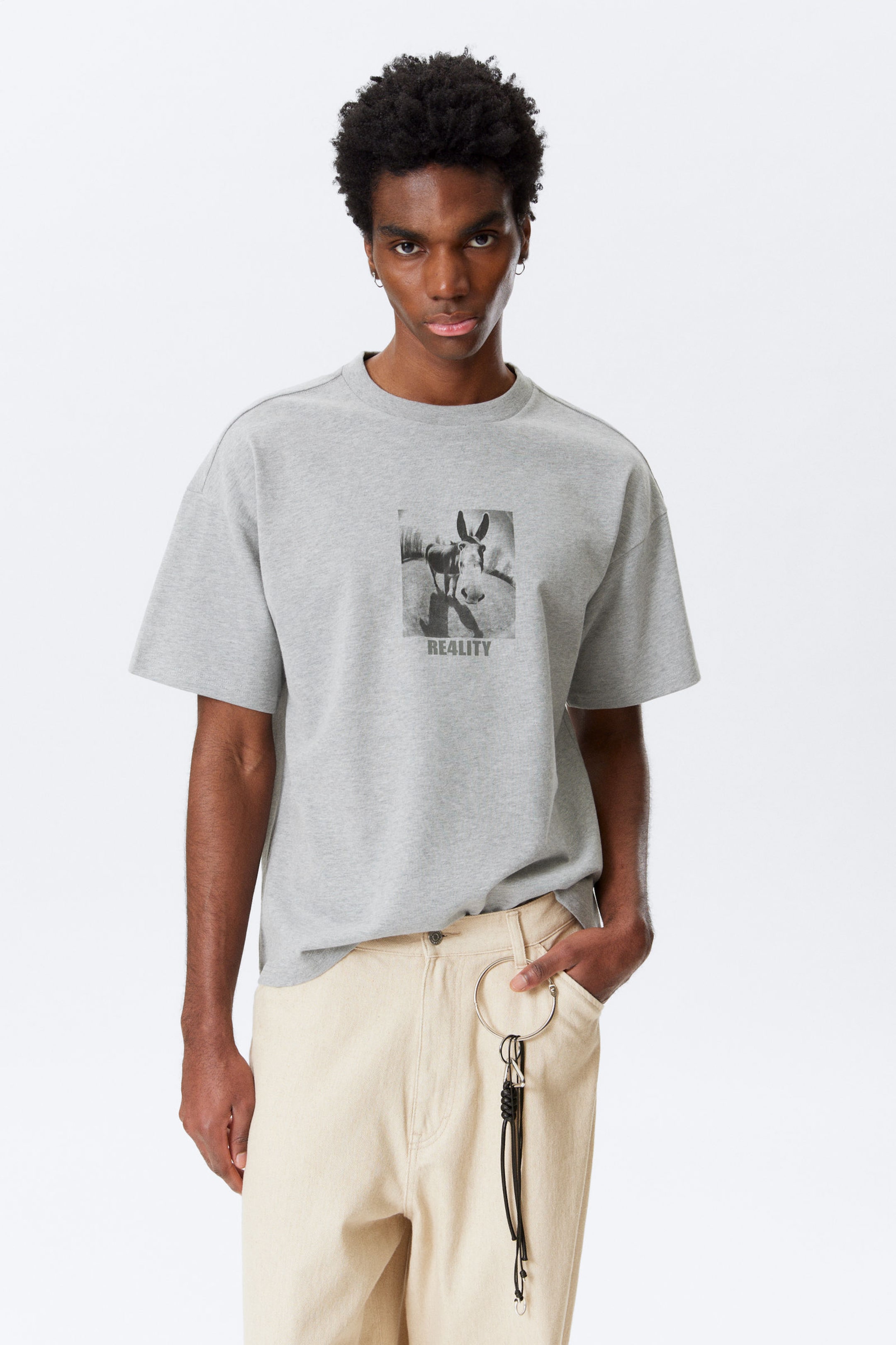 Grau - Donkey Reality - Bedrucktes kastiges T-Shirt - 1
