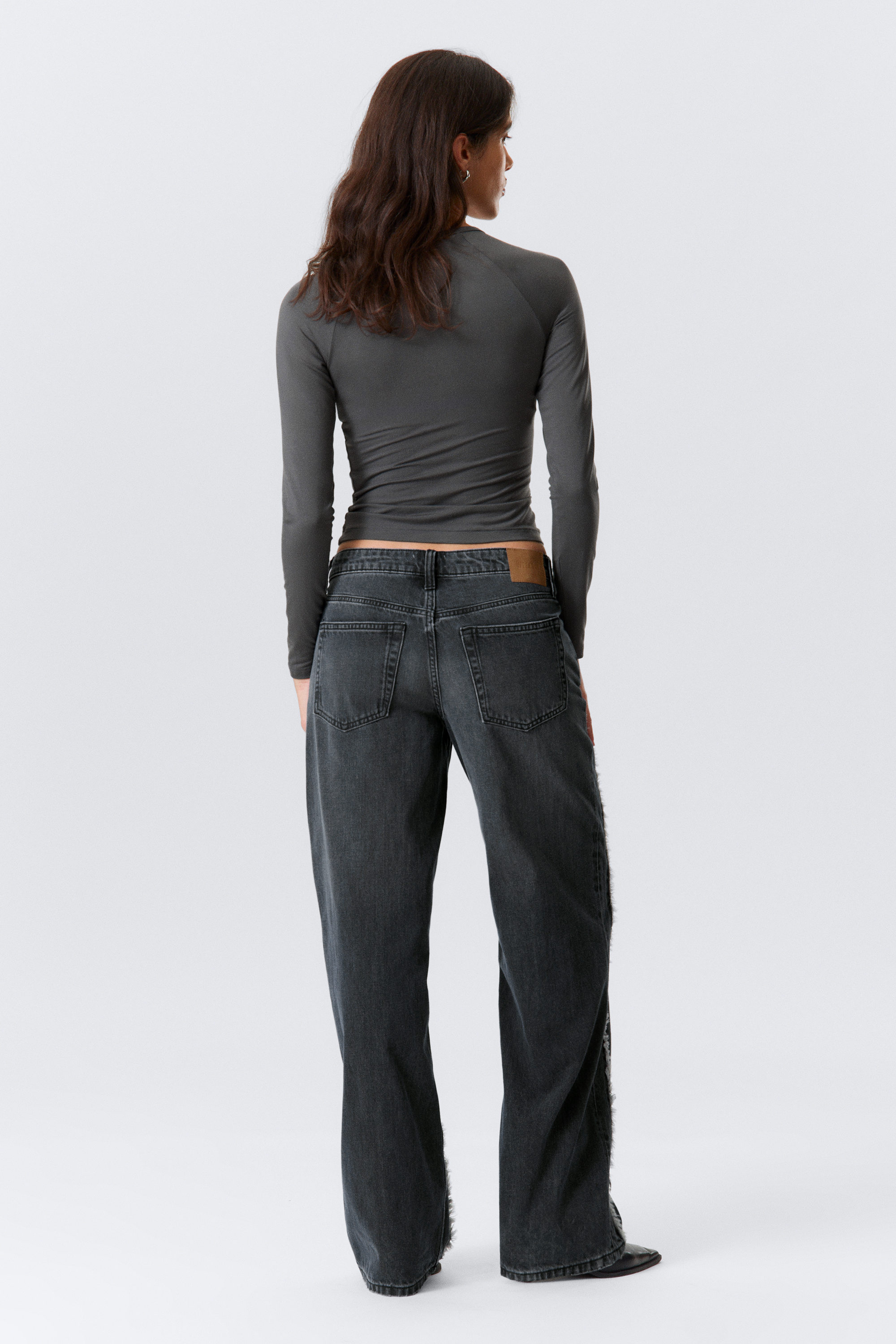 Kimberly Blue - Dunkelblau - Weite Jeans mit niedrigem Bund und Fransen - 4