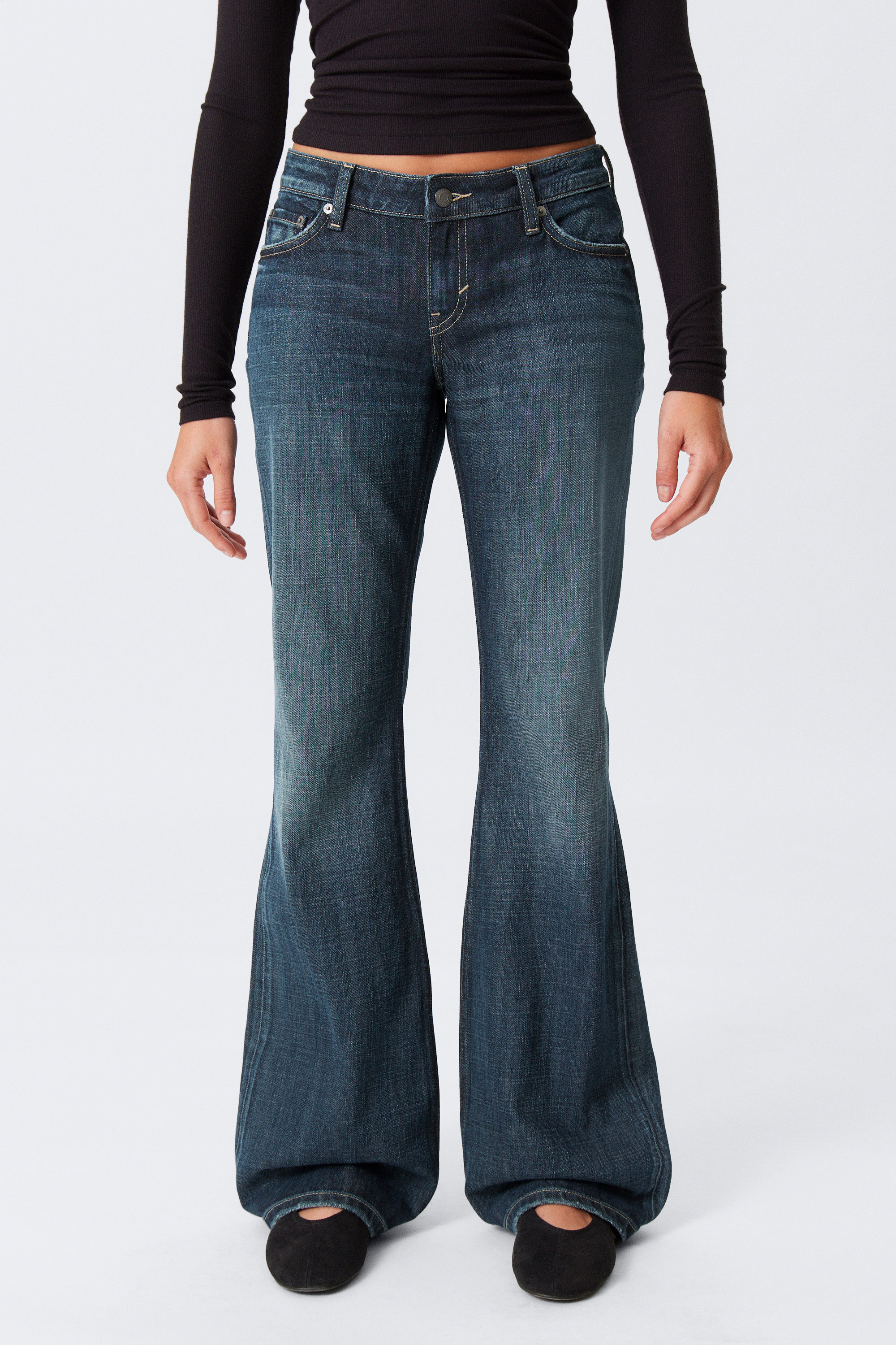 Deep Ocean Blue - Mörkblå - Nova Low Waist Slim Bootcut Leg Jeans - 2