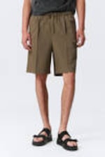 Khaki - Weite Twill-Anzugshorts mit Kordelzug - 1