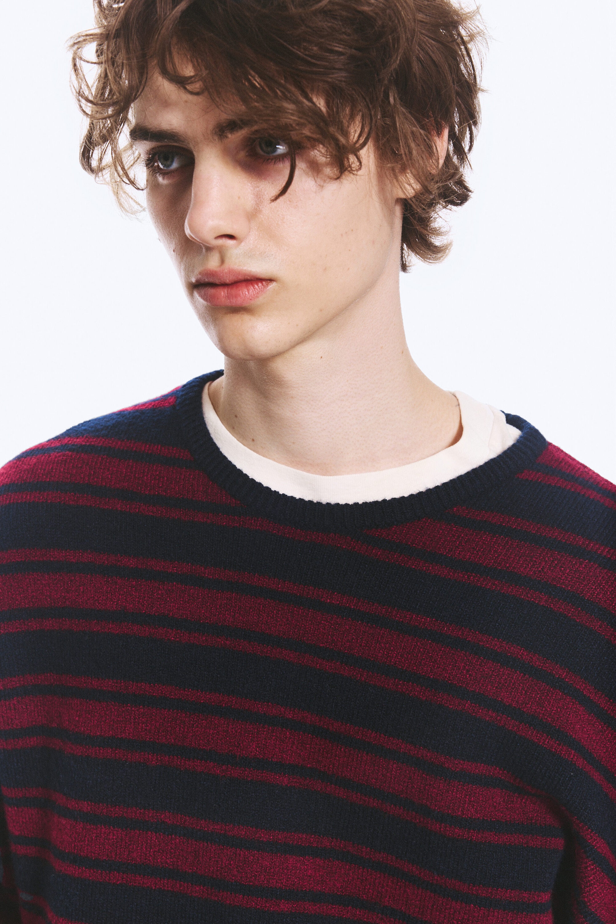 Navy/Red Stripe - Boxy Knitted Jumper - 2