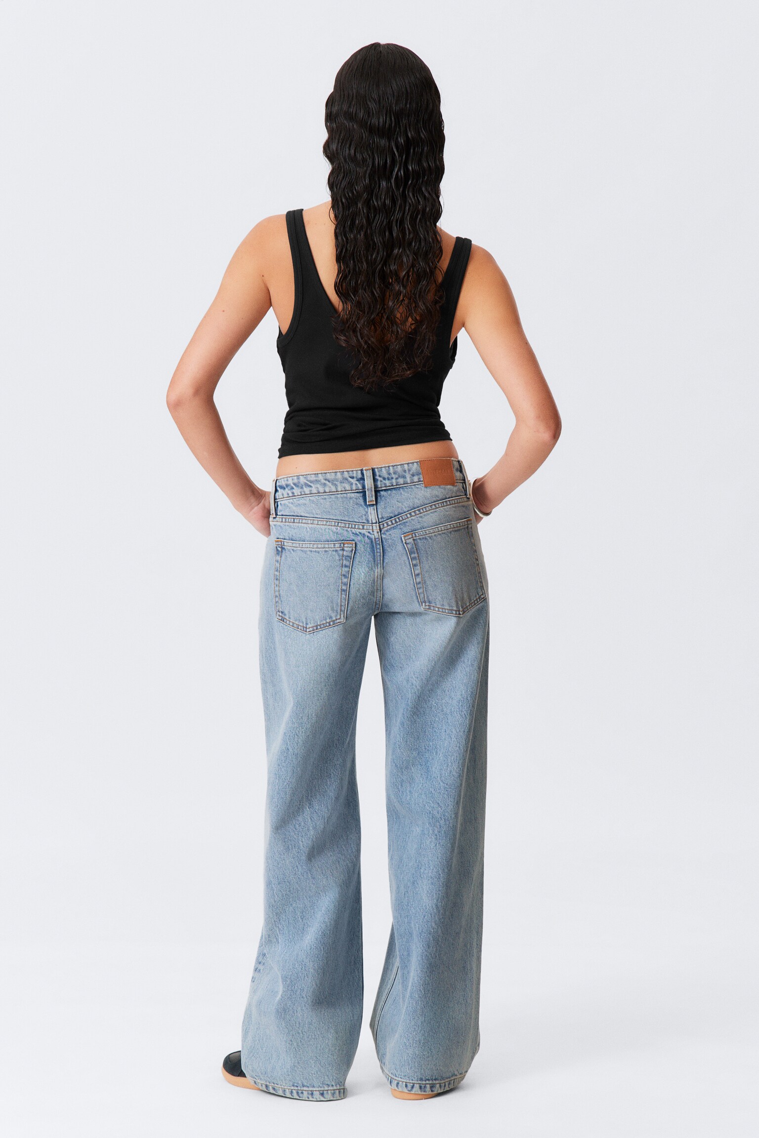 Imoo Low Rise Loose Wide Leg Jeans - Fresh Blue - Light Blue/Washed Black/Kallithea Blue - Medium Blue/Desert Blue - Dark Blue - 3