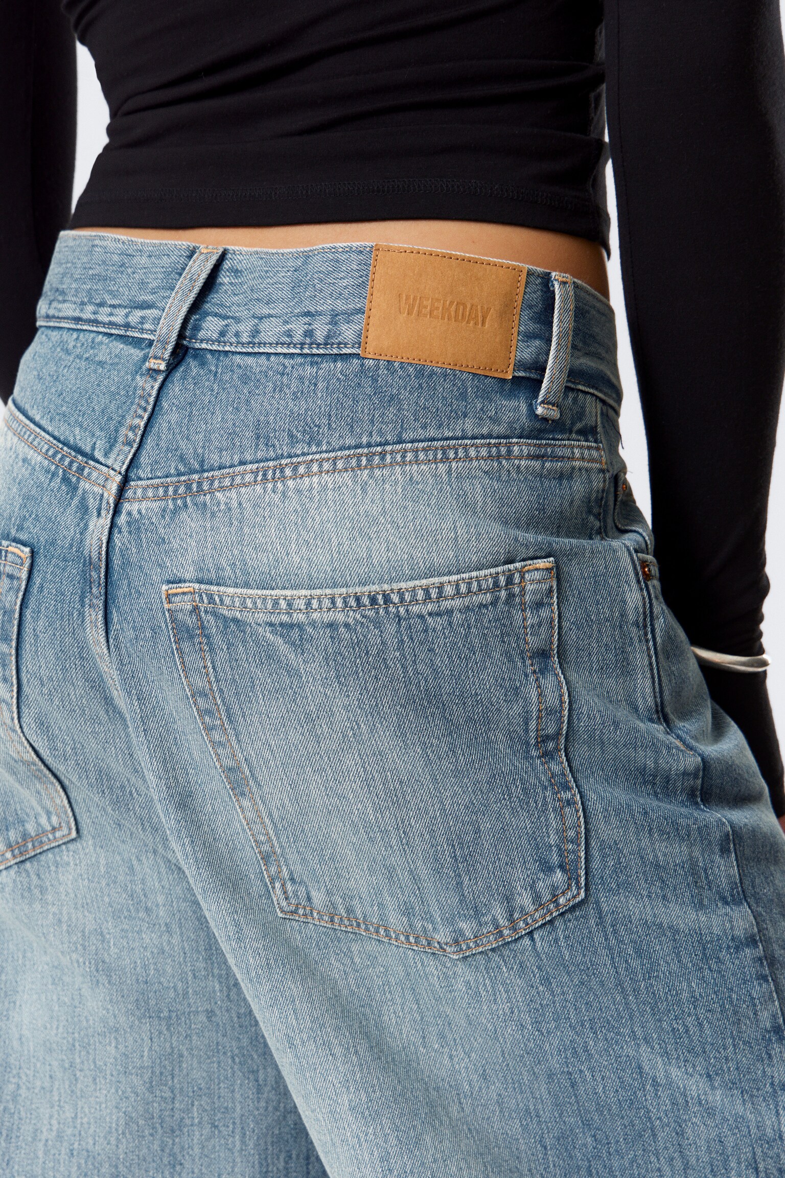Astro Loose Extra Baggy Leg Jeans - Blue Stream - 4