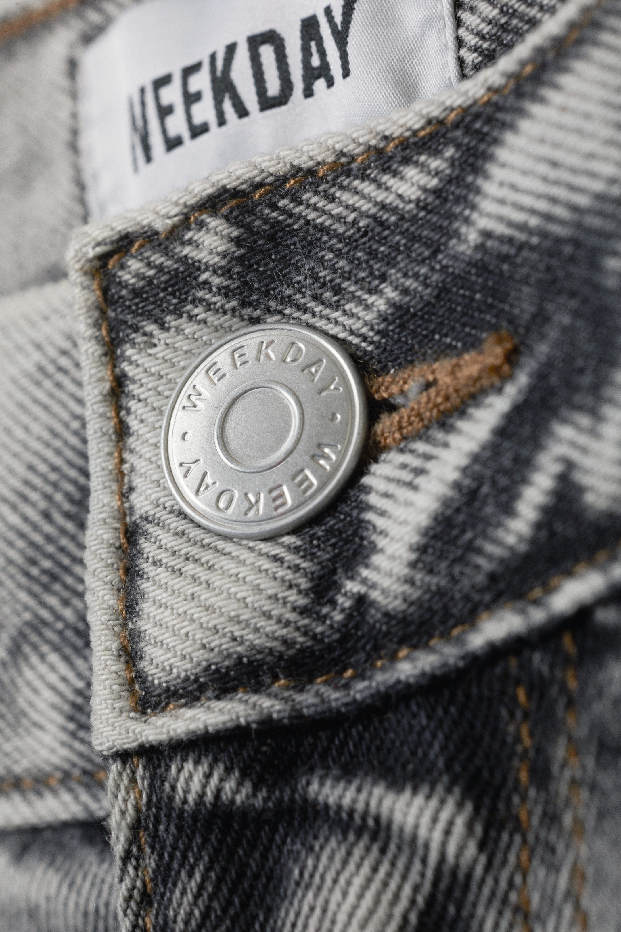 Monolith Grey - Galaxy Mid Rise Loose Denim Shorts - 1