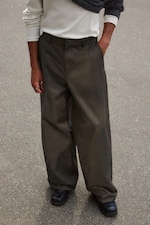 Dunkelgrau - Emil – Oversized Chinohose - 1