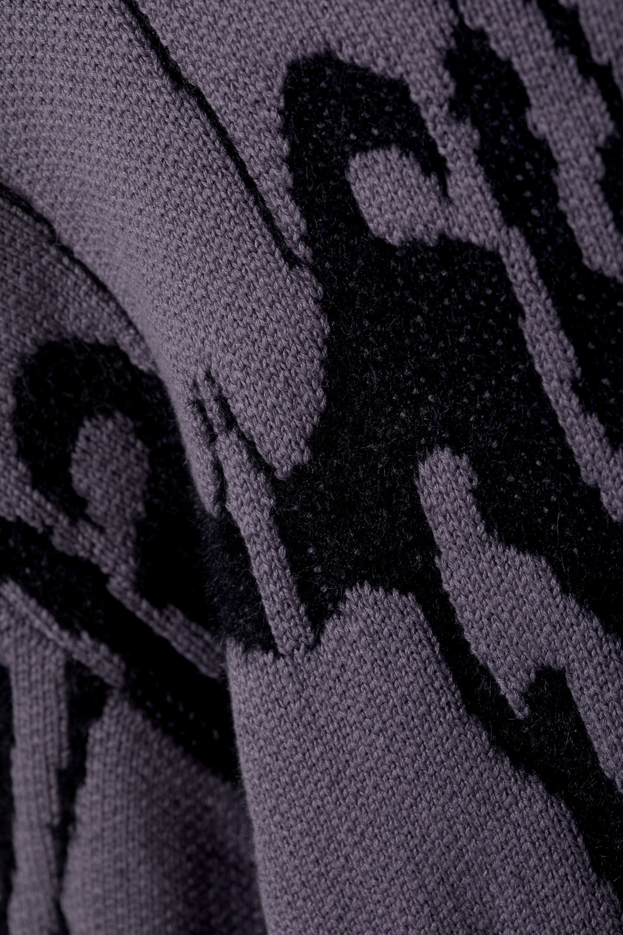 Donkerlila - Oversized harige gebreide trui met print - 2