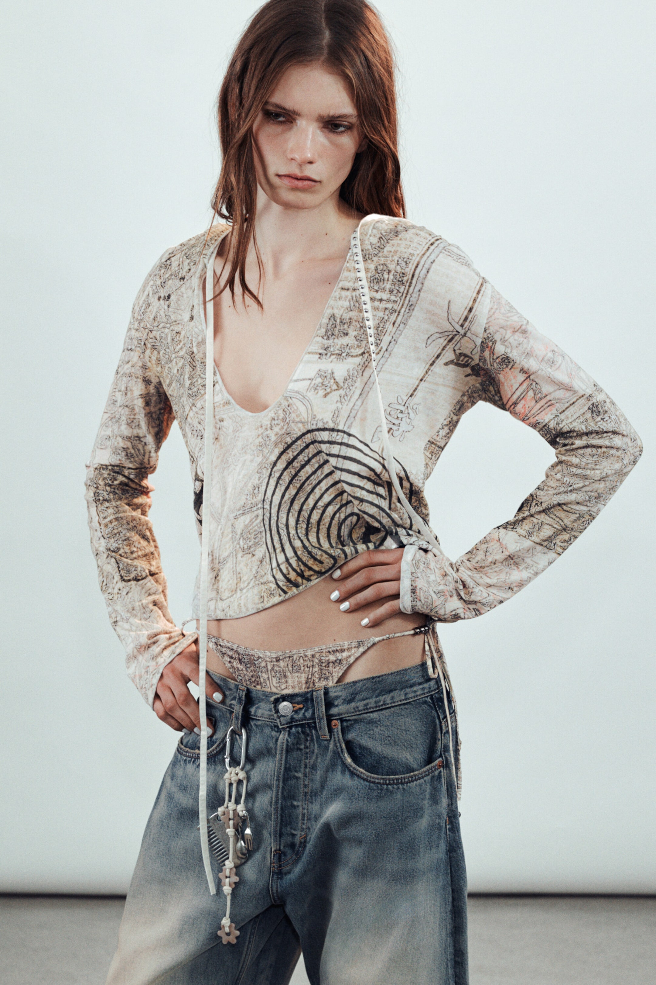 Dusty Mole - Printed Hooded Stud Top - 1