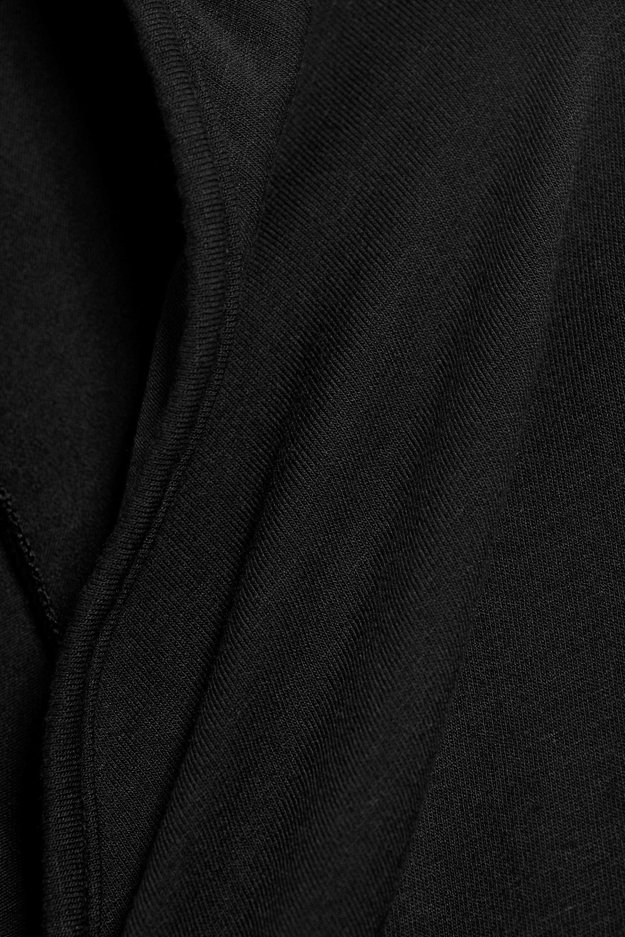 Svart - Figurnær jerseybolero - 5
