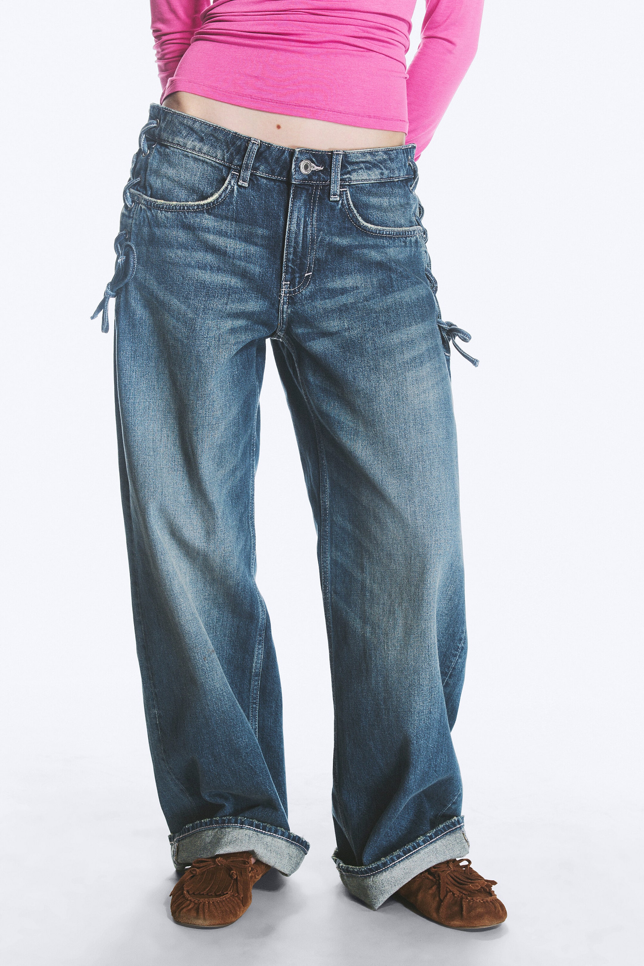 Snøring Blå - Mellomblå - IMOO LAVT LIV LØSE VIDE JEANS MED SNØRING - 2