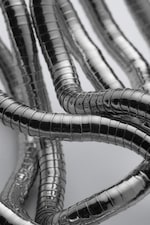 Helles Staubgrau - Schlangen-Halskette - 2