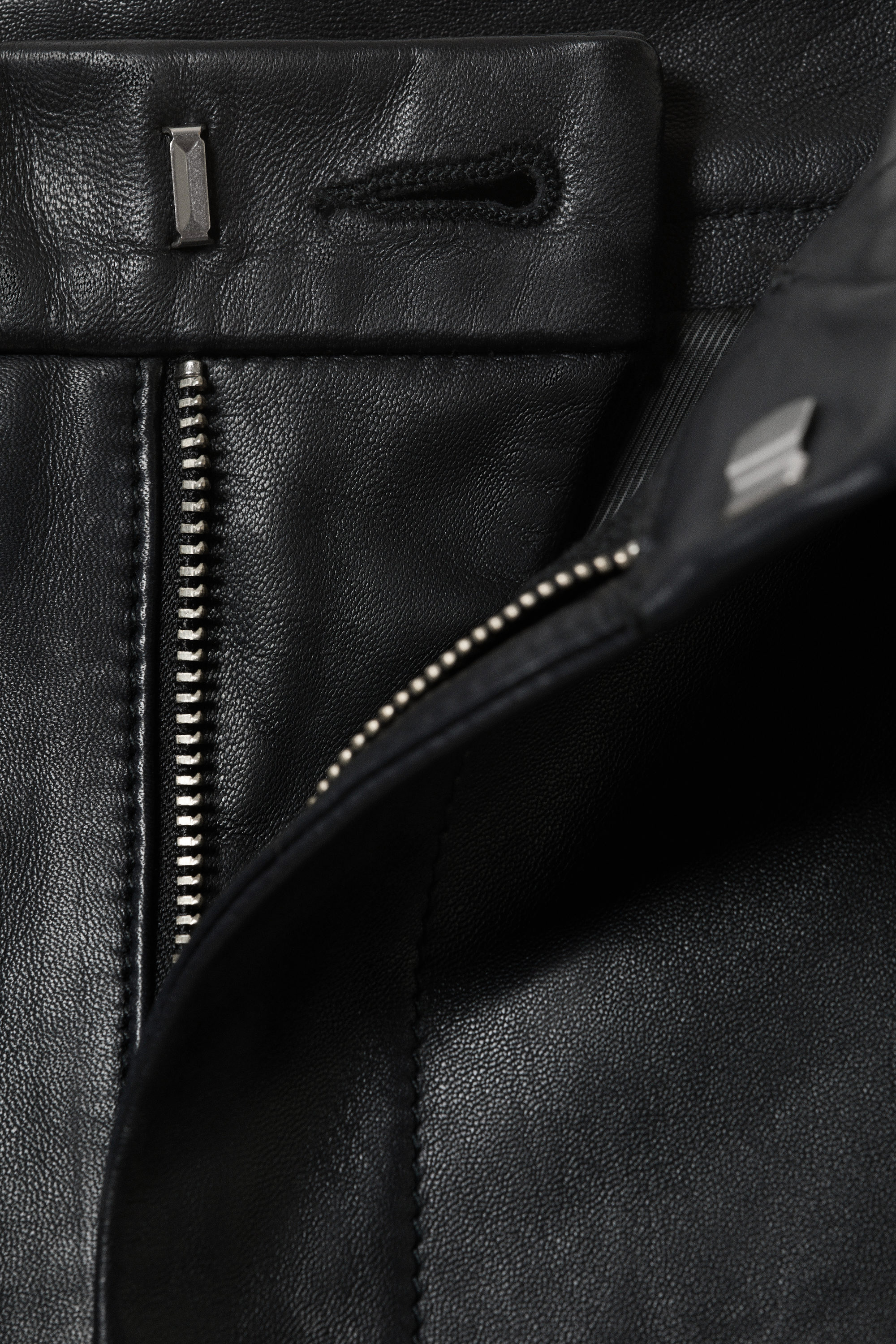 Black - Low Rise Wide Leg Leather Trousers - 3