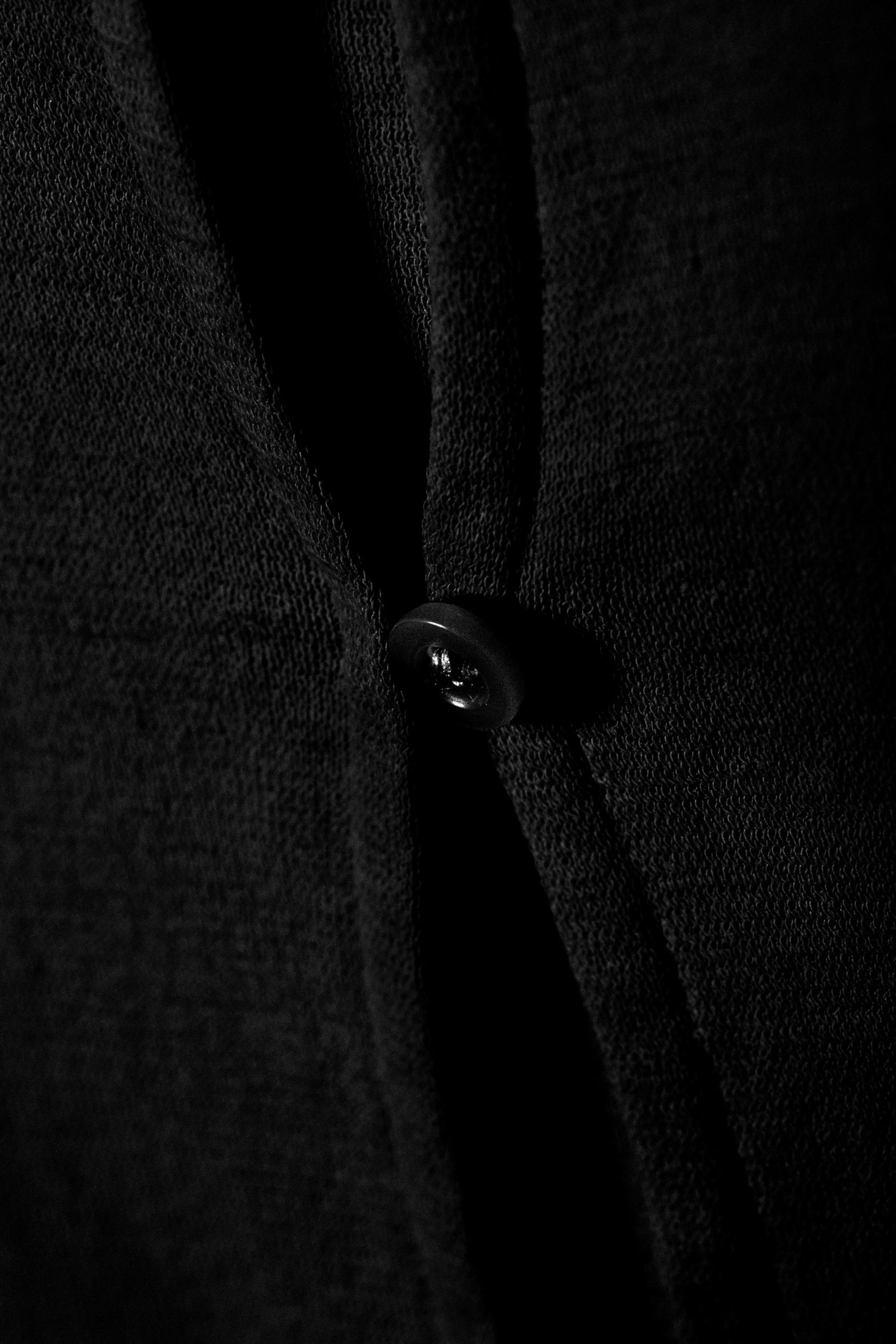 Schwarz - Schmaler einreihiger Cardigan - 1