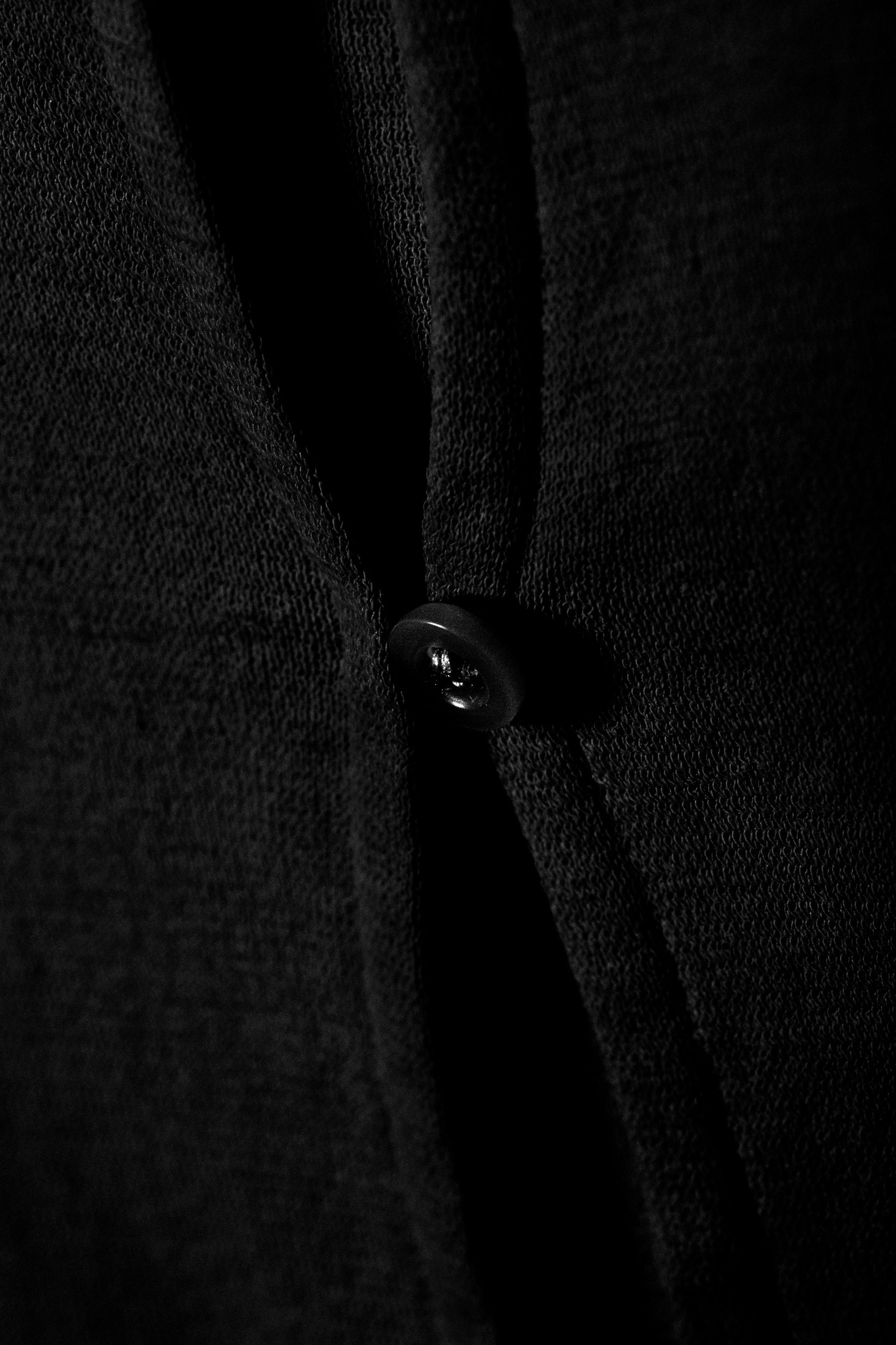 Schwarz - Schmaler einreihiger Cardigan - 1