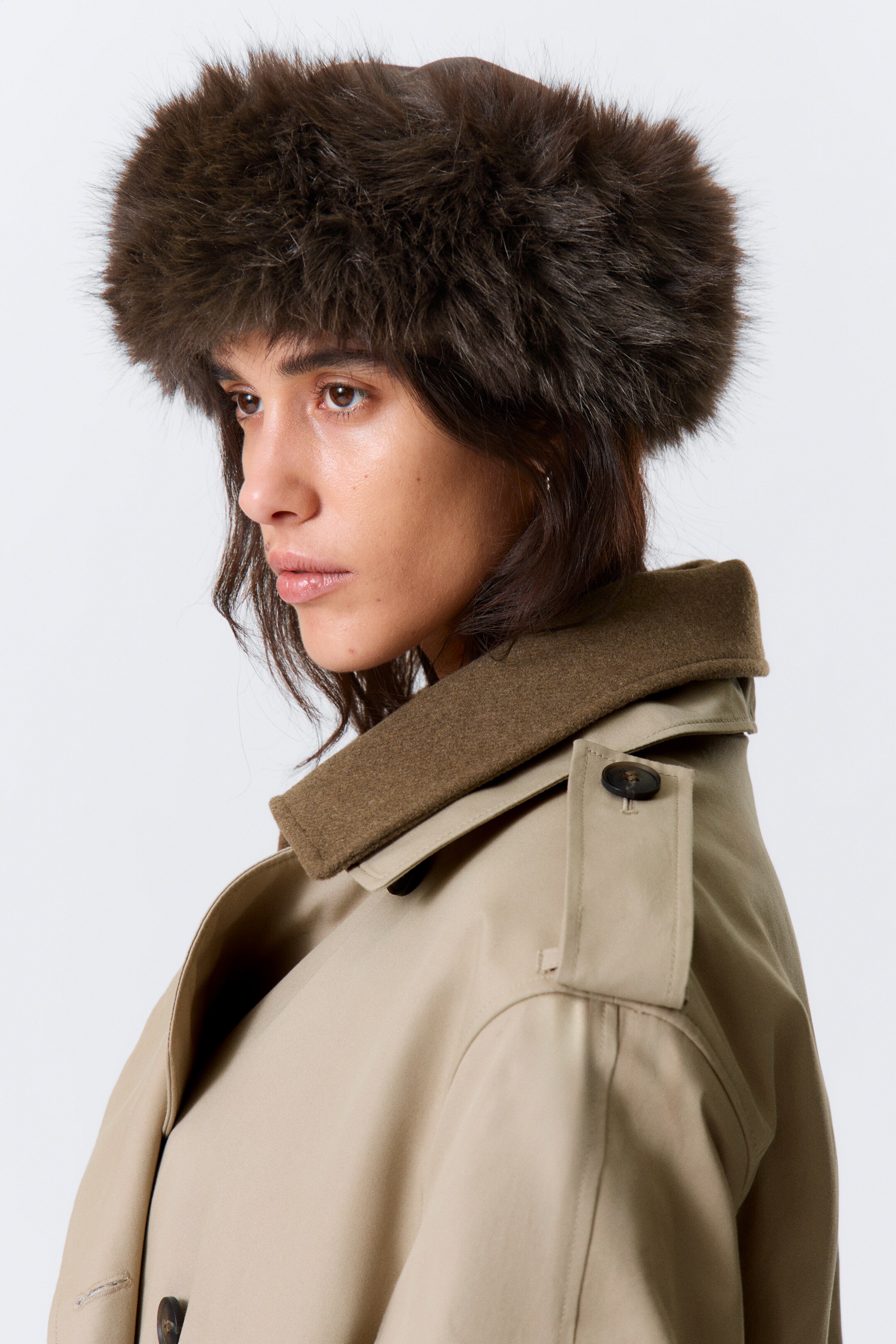 Größeres Bild anzeigen: Mütze aus Kunstpelz - Braun - Men | H&M AT 2