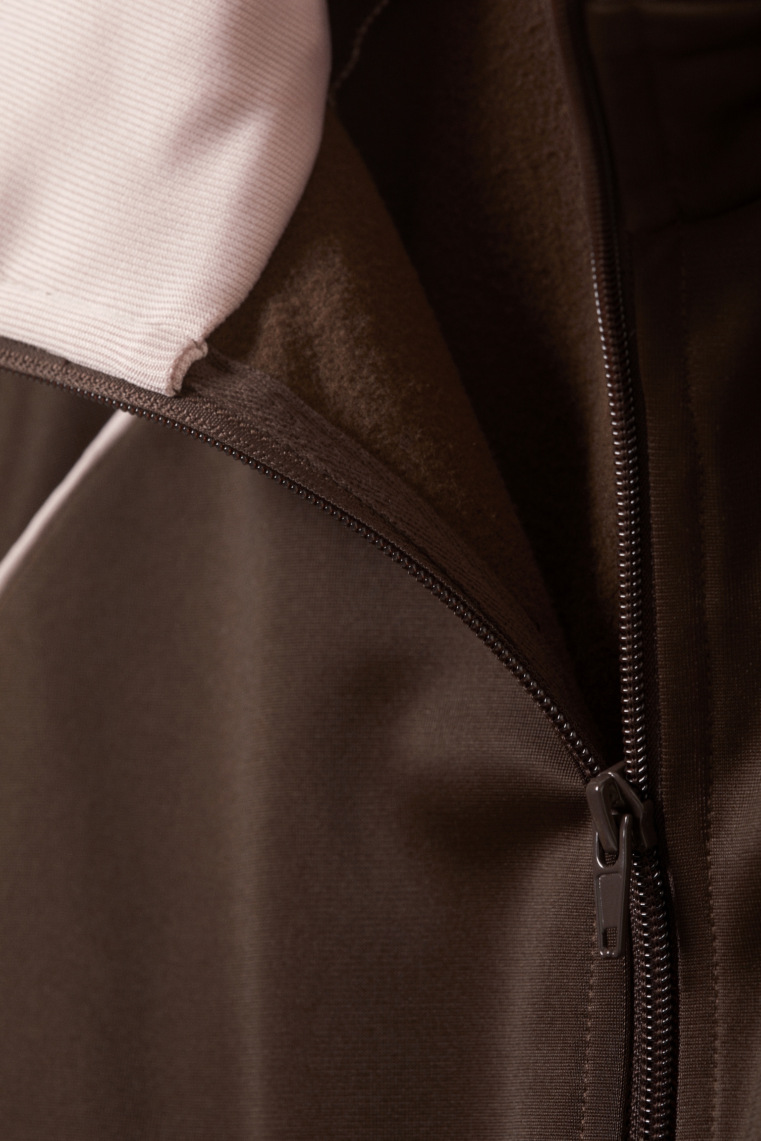 Kontrast-Trainingsjacke - Dunkelbraun - 5