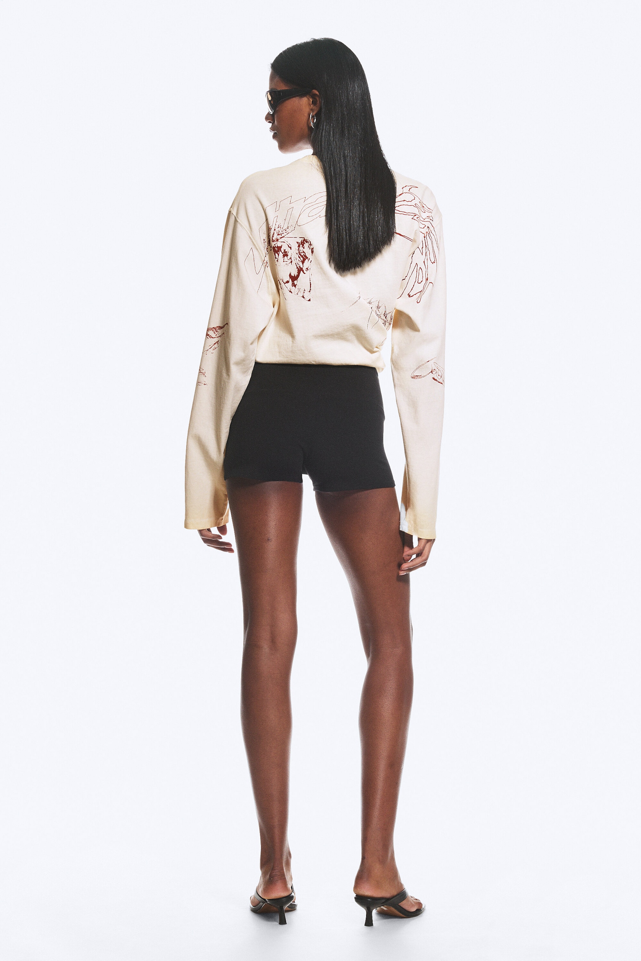 Black - Low Hotpants - 2