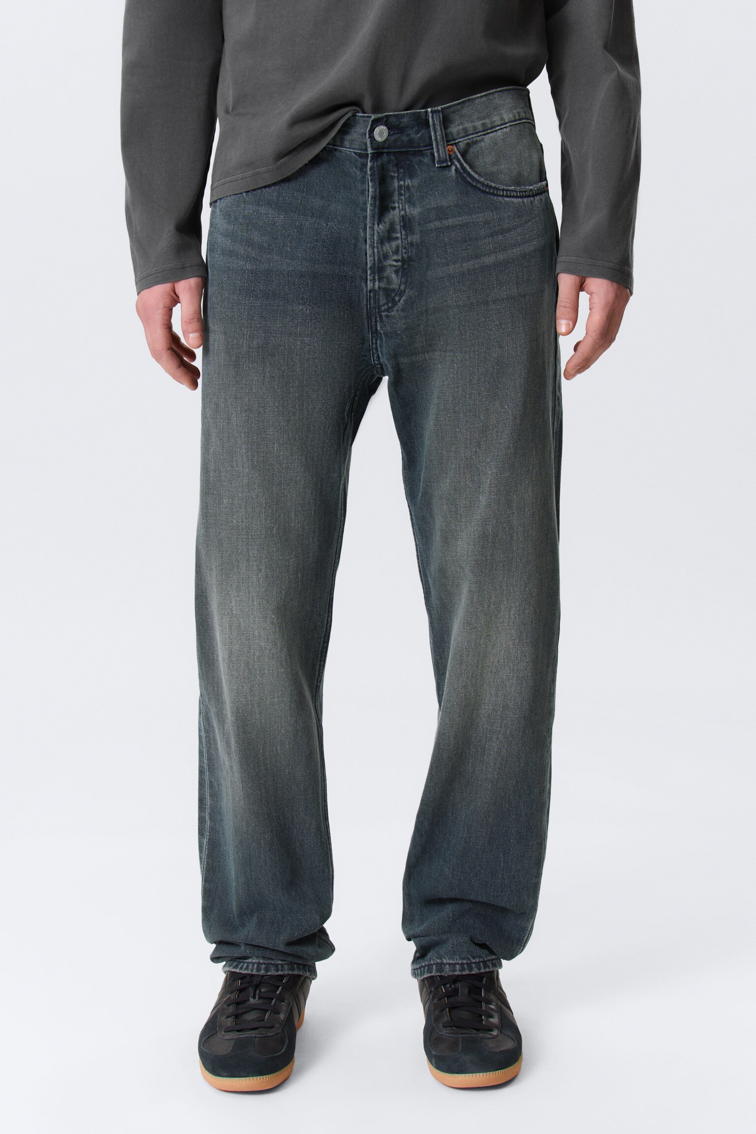 Jeans Space de cintura média e perna reta descontraída - Kourtney Blue - Azul Escuro/Azul Segundo - Azul Médio/Azul Rádio - Azul Médio/Tuned Black - Preto/Risso Preto - Preto/Blue Stream - azul médio/Morning Blue - Azul-escuro/Azul ferro/Aeon Blue - azul-claro - 3