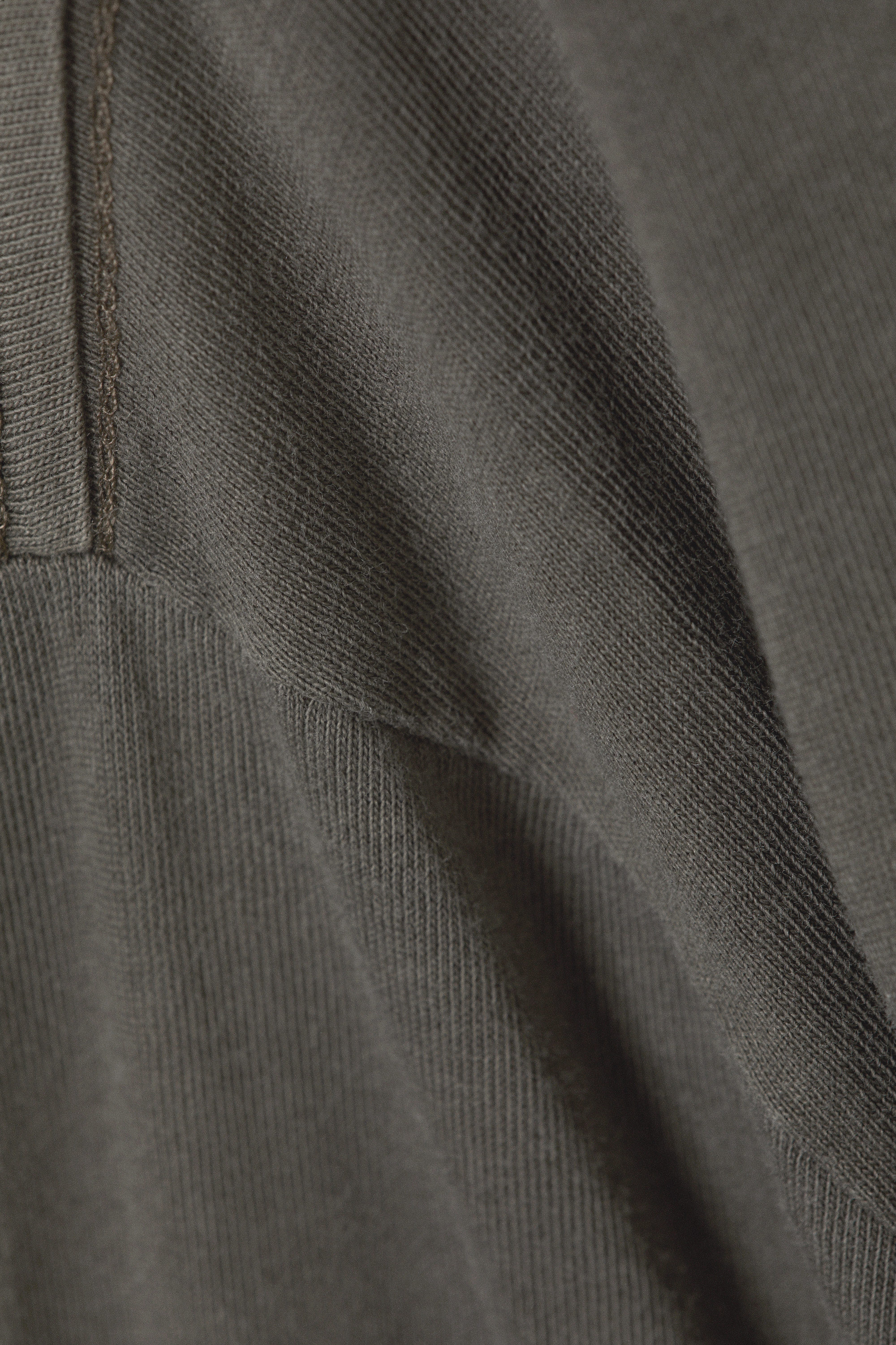 Dark Mole - Relaxed Long-Sleeved Pyjama T-shirt - 4