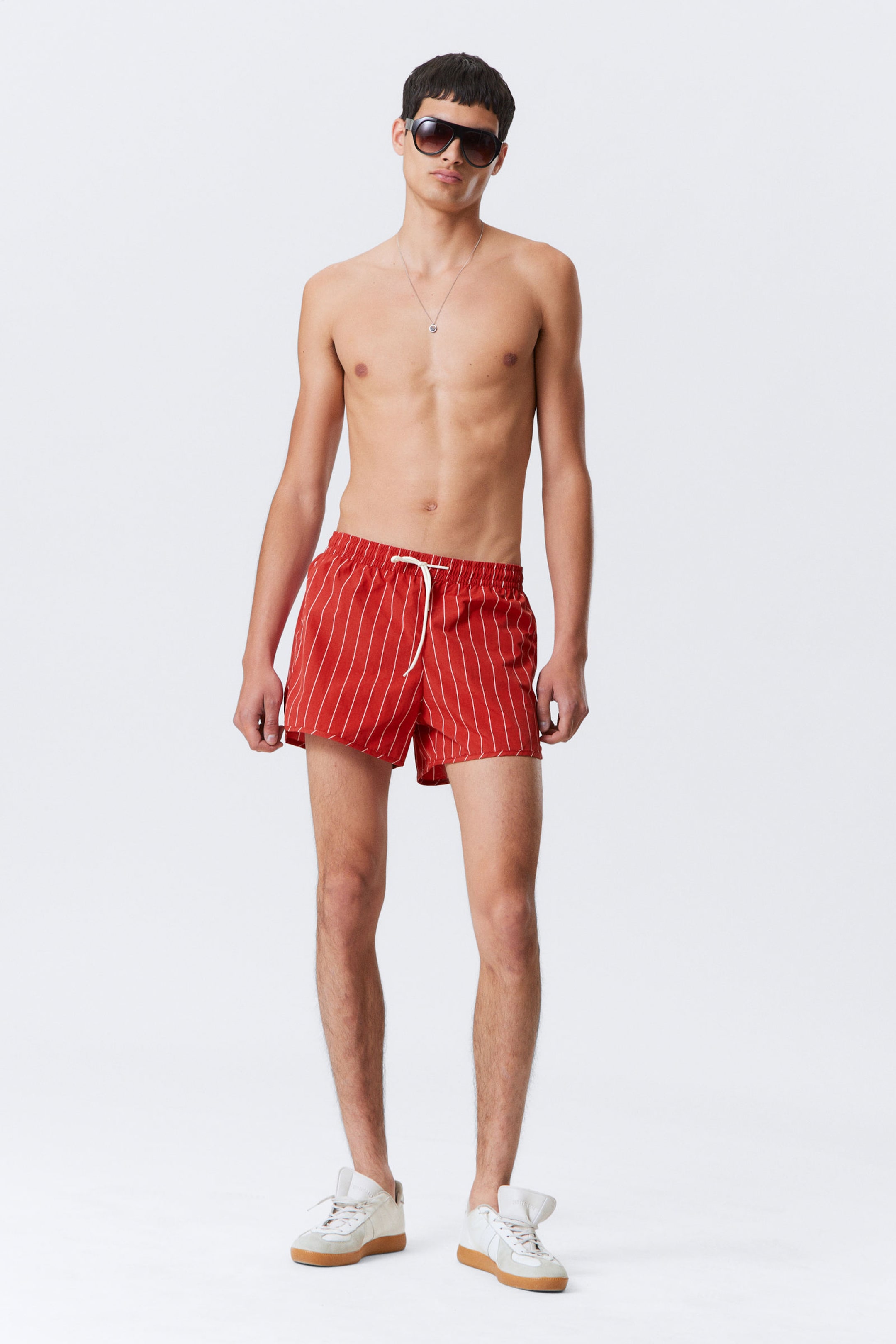 Striped Red - Striped Structured Mid-Thigh Swim Shorts - 2