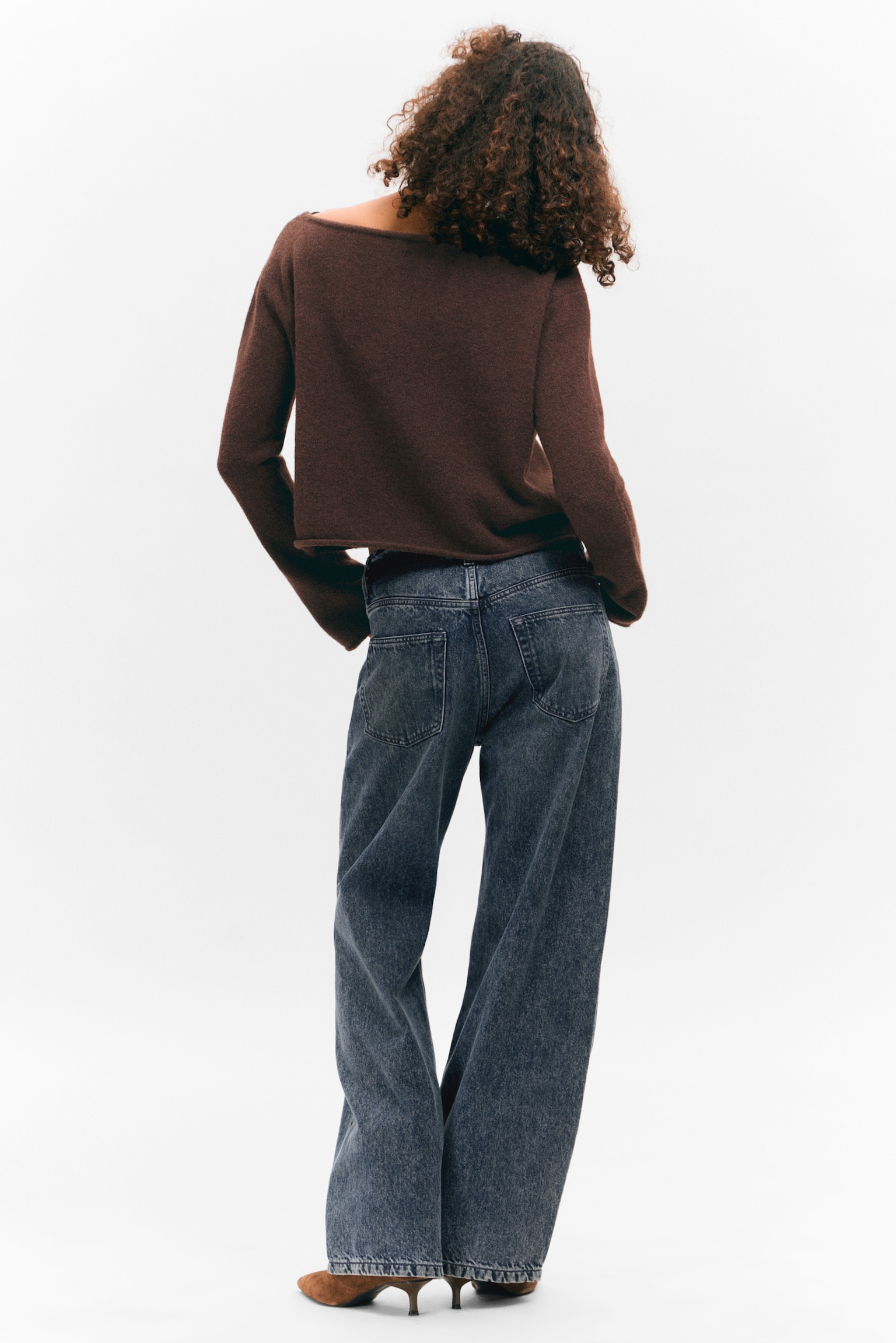 Soft Knit Boat-Neck Sweater - Dark Brown/Light White/Dusty Blue - 4