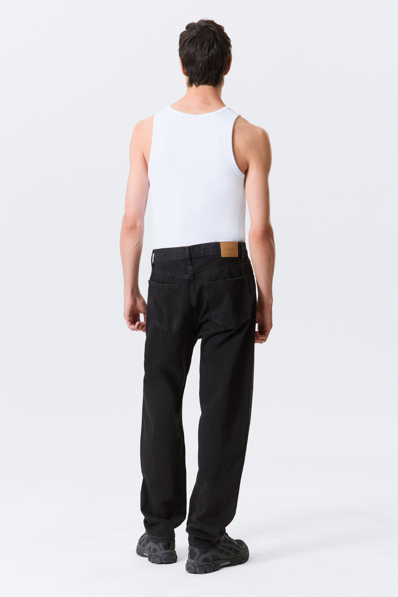 Ray Relaxed Tapered Leg Jeans - Tuned Black – Noir/Bleu profond - Bleu foncé/Seventeen Blue - Bleu moyen - 3