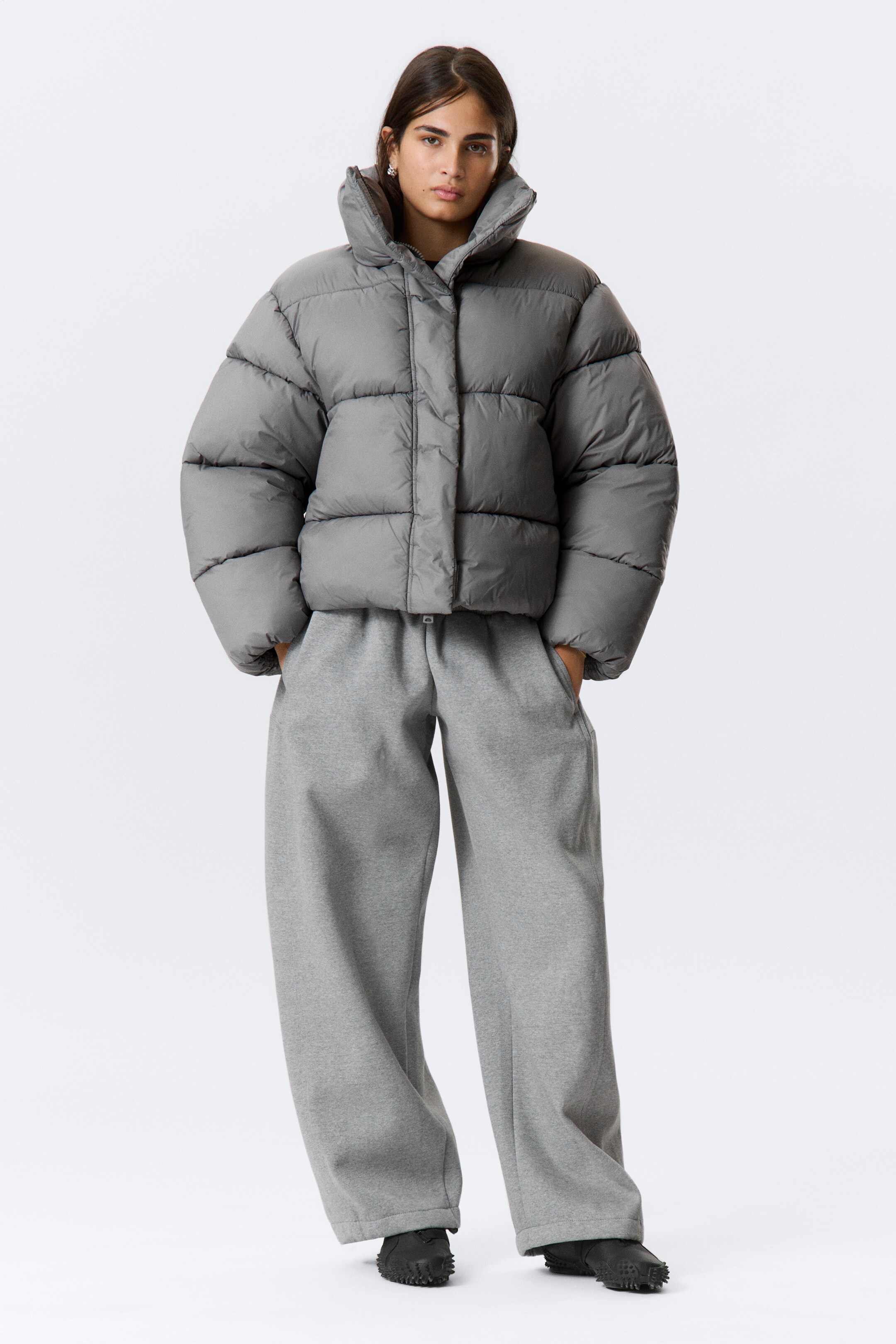 Grotere afbeelding bekijken: Short Oversized Puffer Jacket - Grijs - DAMES | H&M BE 3