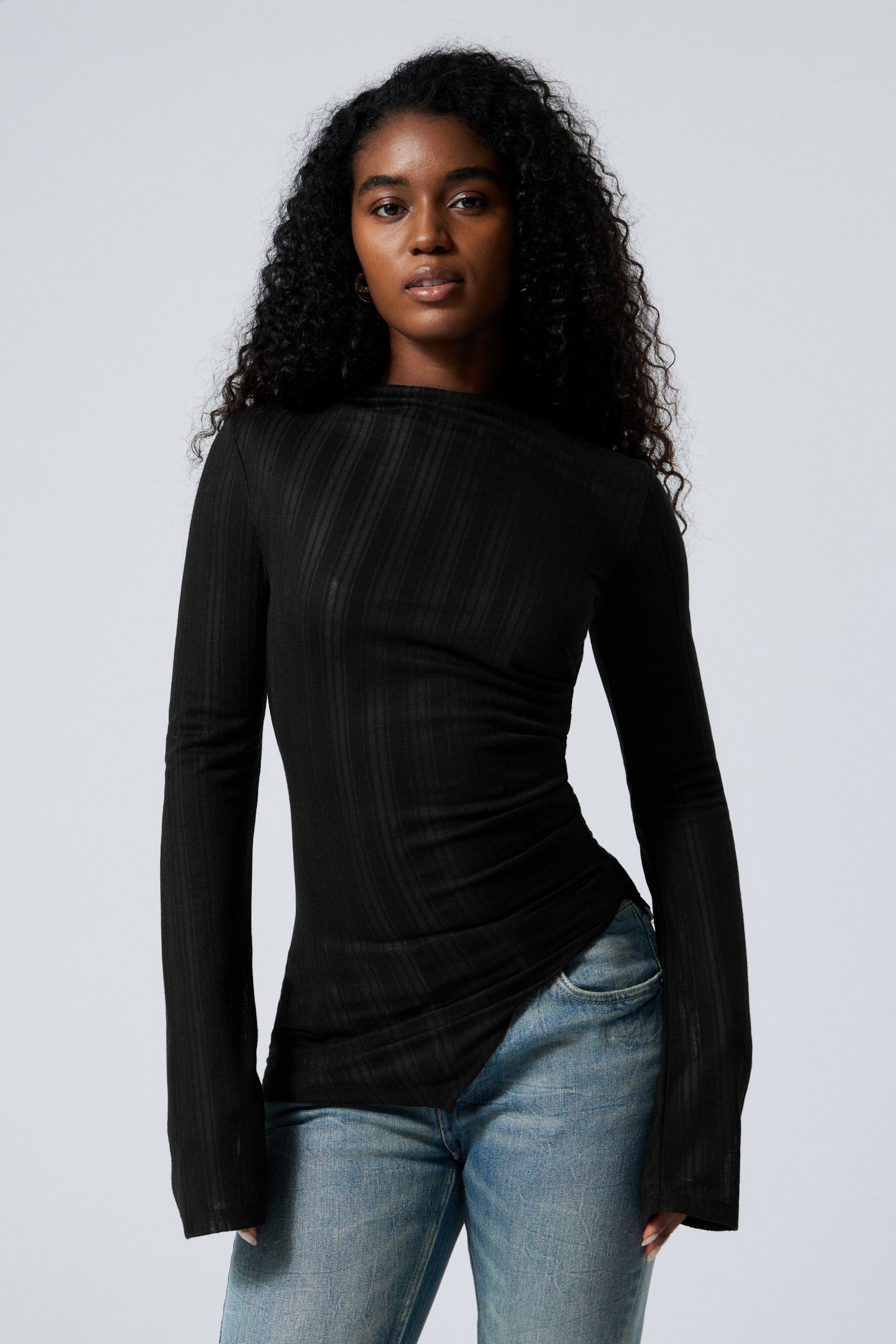 Schwarz - Transparente, asymmetrische Langarmbluse - 1