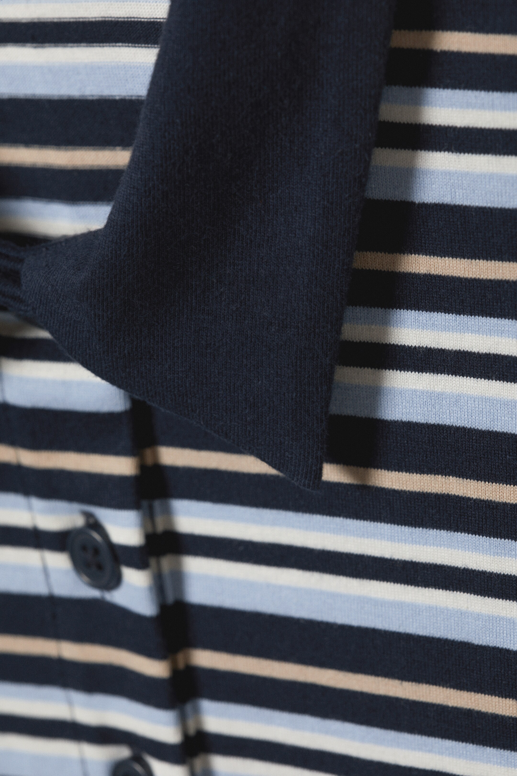 Ver imagen más grande: Polo oversize de rayas - A rayas azul oscuro - MUJER | H&M ES 2