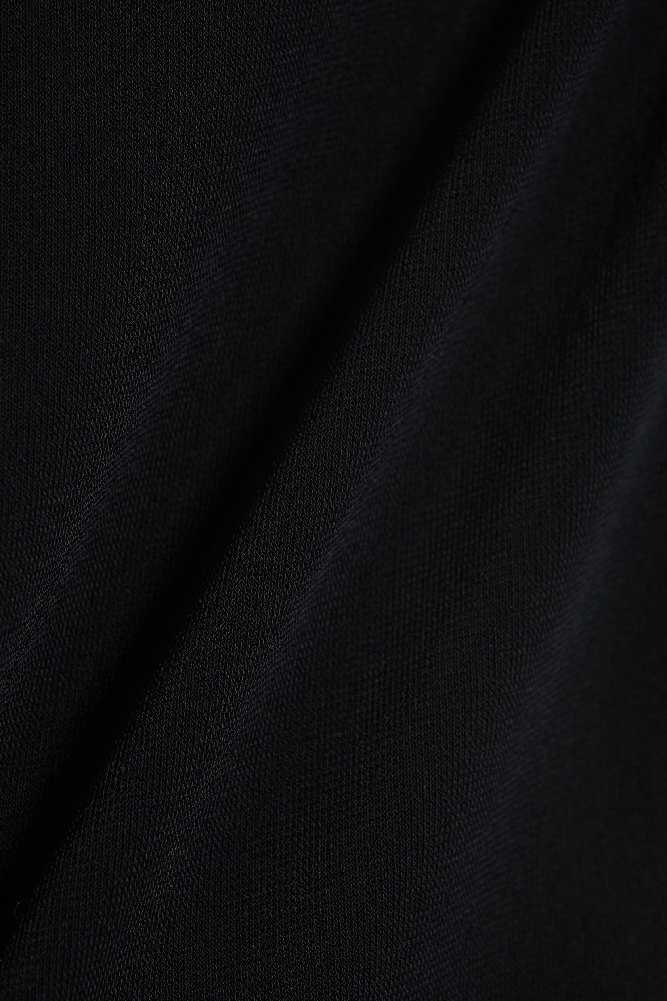 Black - Fitted Bandeau Top - 4