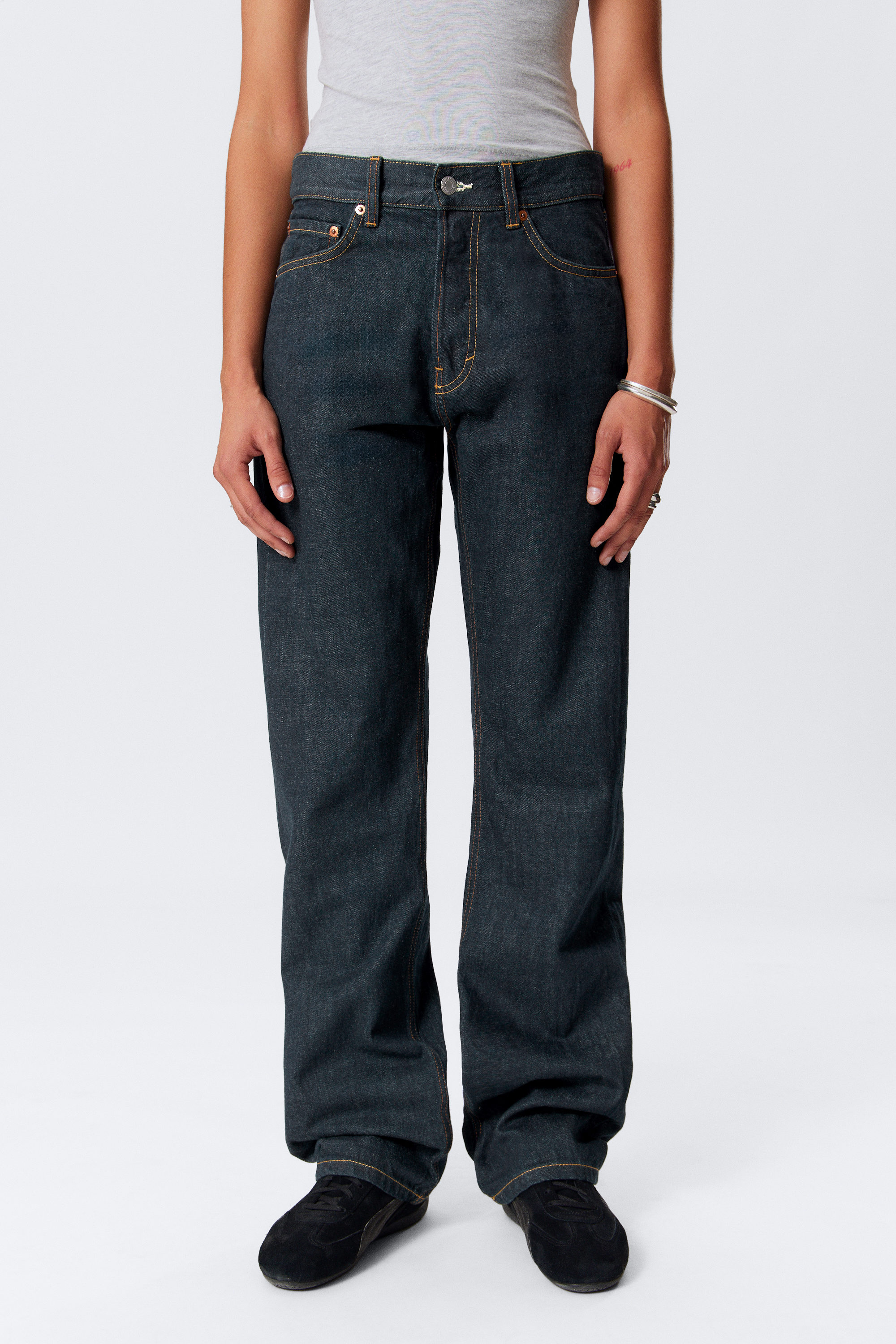 Blue Rinse - Orbit Mid Waist Regular Straight Leg Jeans - 2