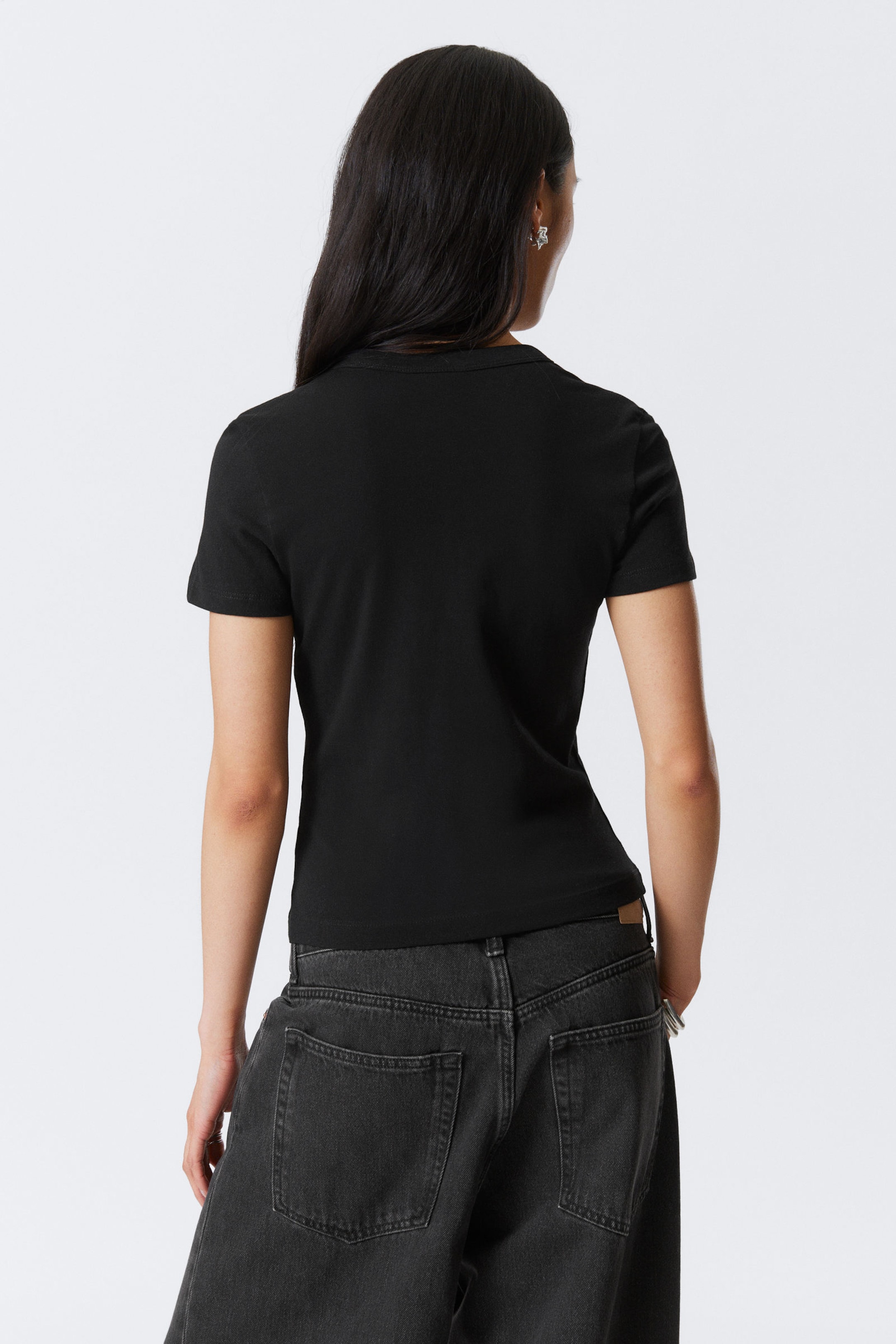 Schwarz - T-Shirt im Slim-Fit - 2