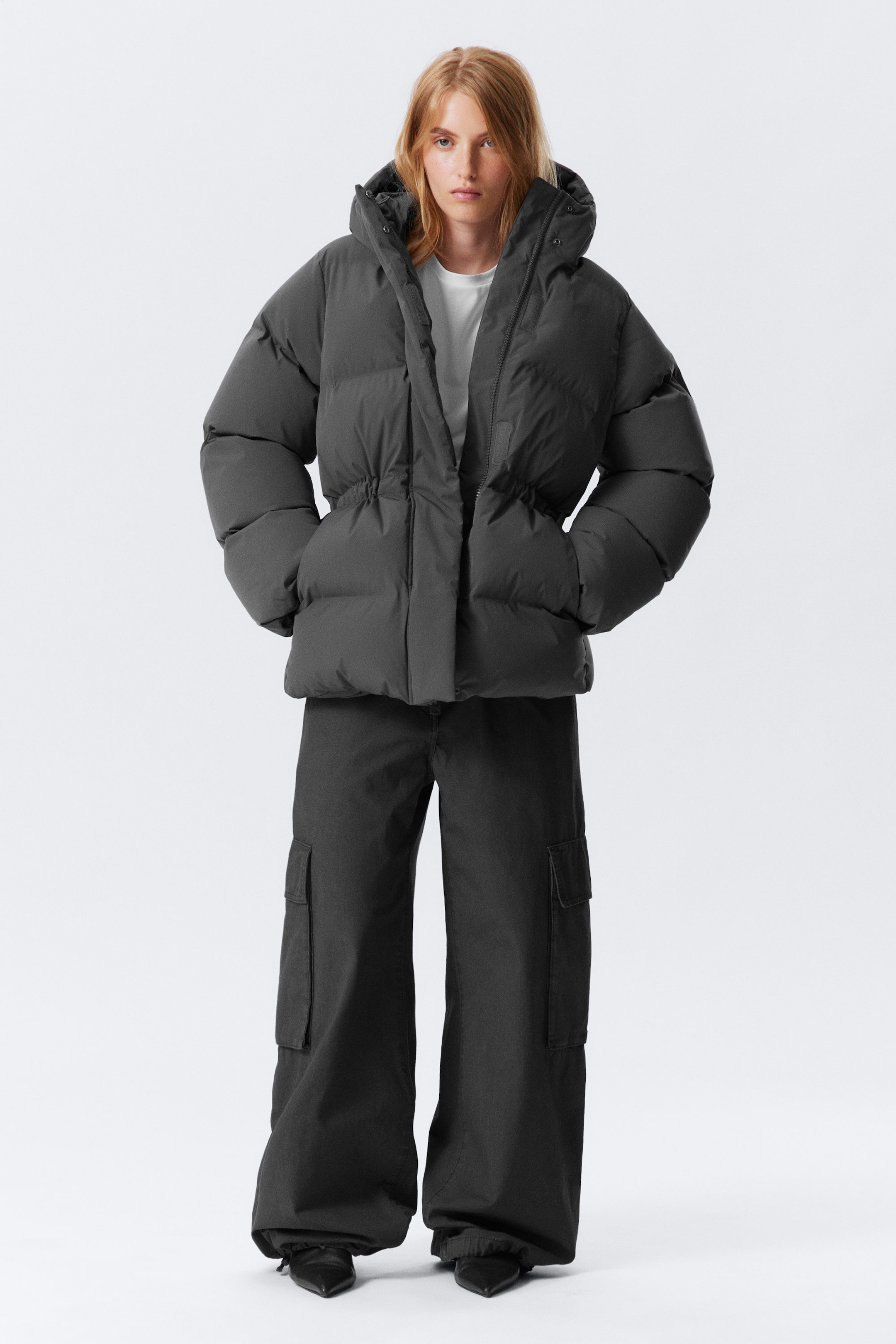 Dunkelgrau - Taillierte Pufferjacke - 1