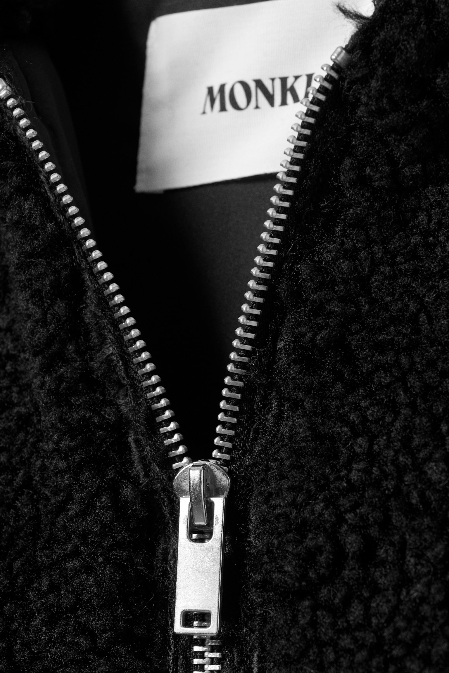 Stickad hoodie - Svart - 4