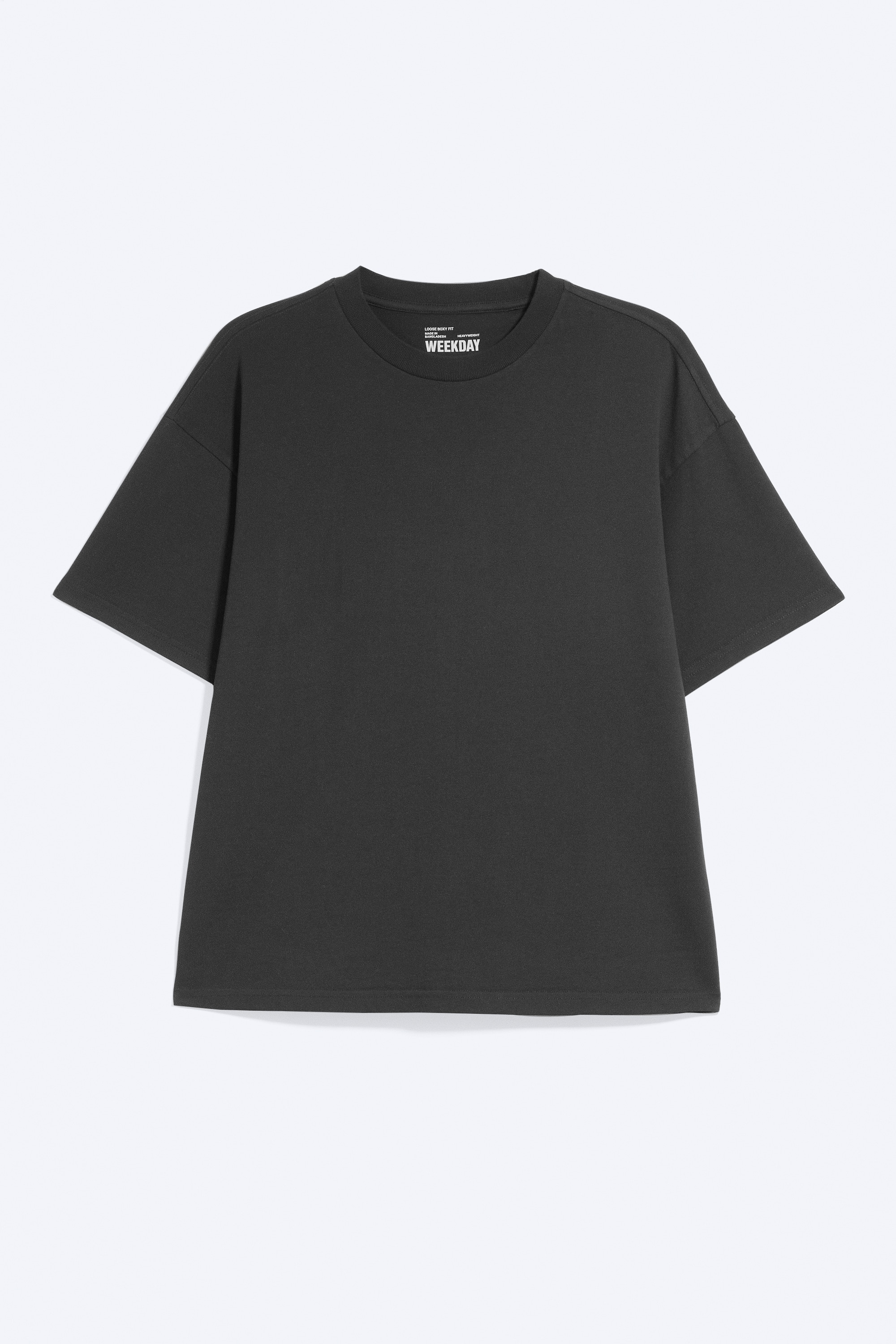 T-SHIRT MIT ENTSPANNTER PASSFORM - Ausgewaschenes Dunkelgrau/Schwarz/Weiß/Helles, staubiges Khakigrün/Gestreift Weiß/Schwarz/Staubgrau/Dunkles Khakigrün/Flieder/Staubiges Mittelblau/Weiß - Marineblau gestreift/Dunkelbraun/Dunkelgrün