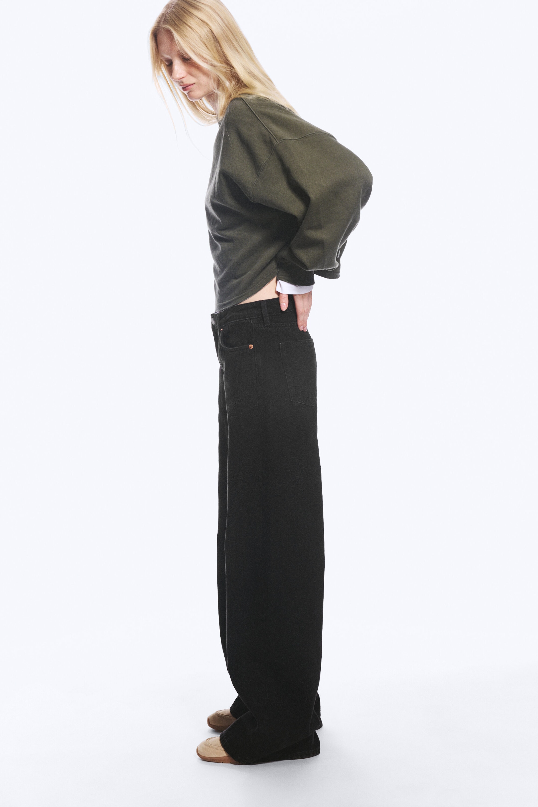 Tuned Black – svart - Paz jeans med mellomhøyt liv og vide ben - 3
