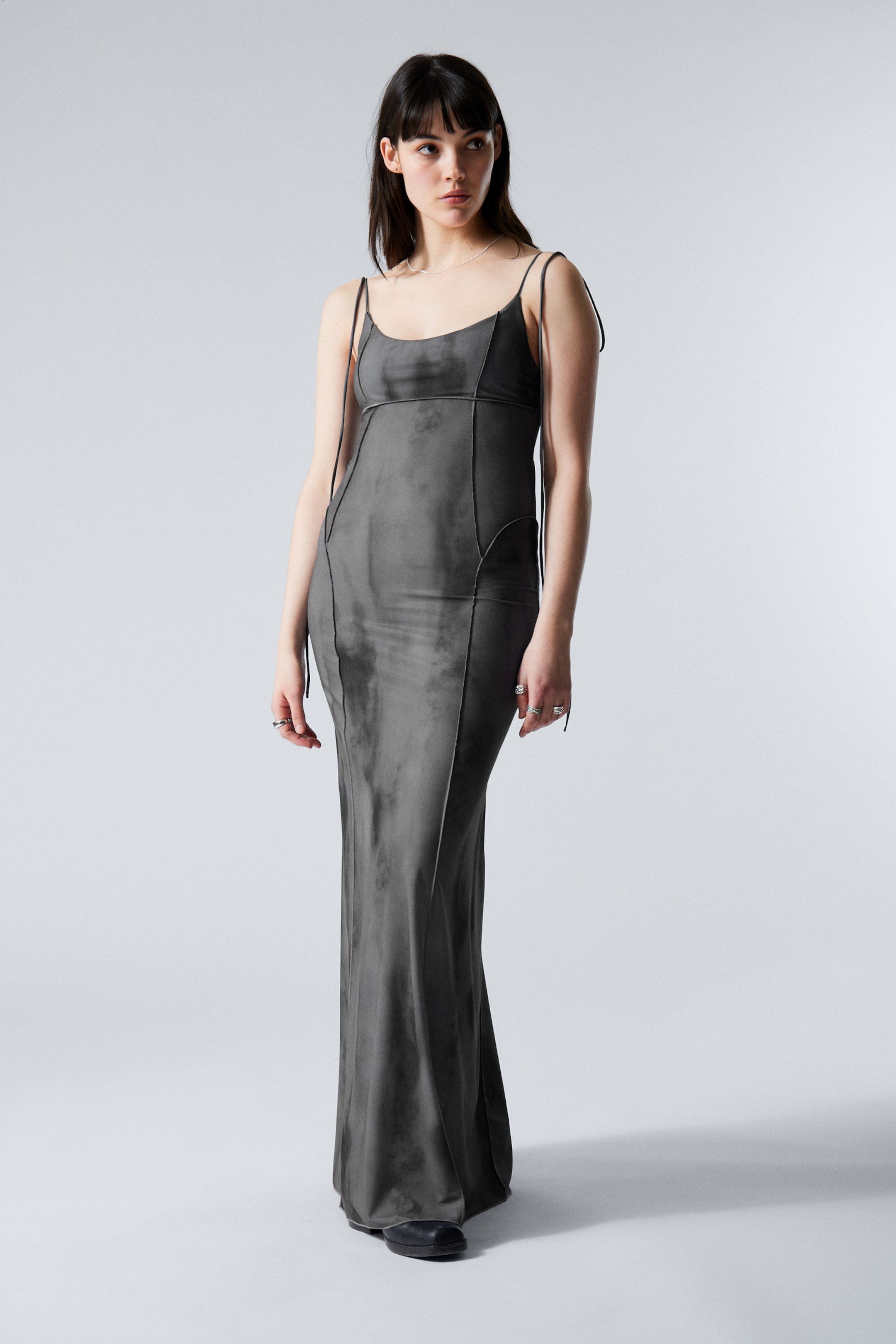 #3A3A3D - Maxikleid mit Trägern - 1