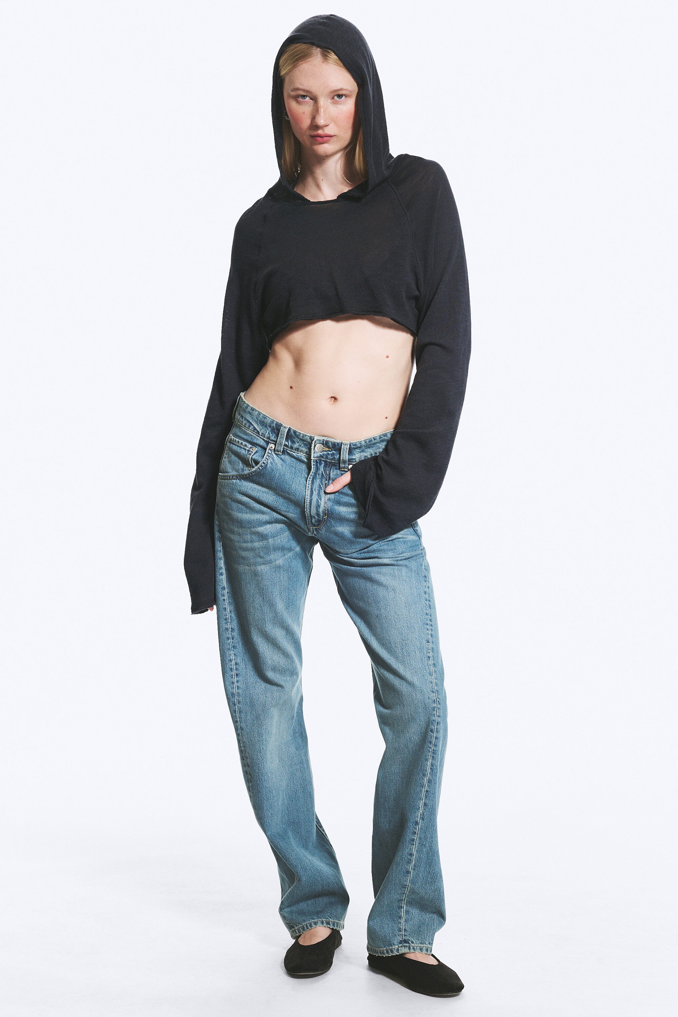 Sea Breeze Blue - Mellanblå - Skewed Low Waist Relaxed Jeans - 1