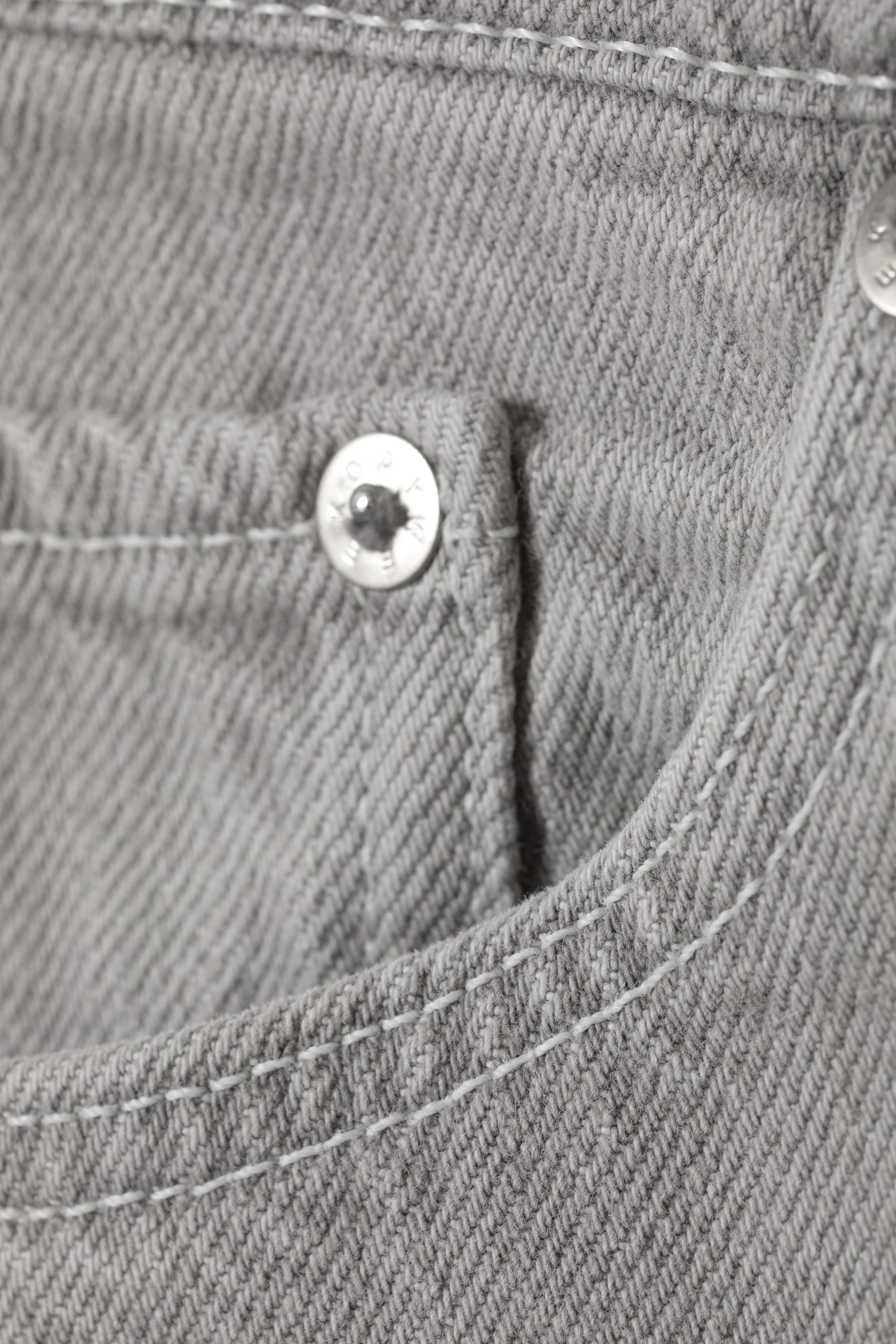 Summer grey - Voyage Jeans mit hohem Bund und geradem Bein - 1
