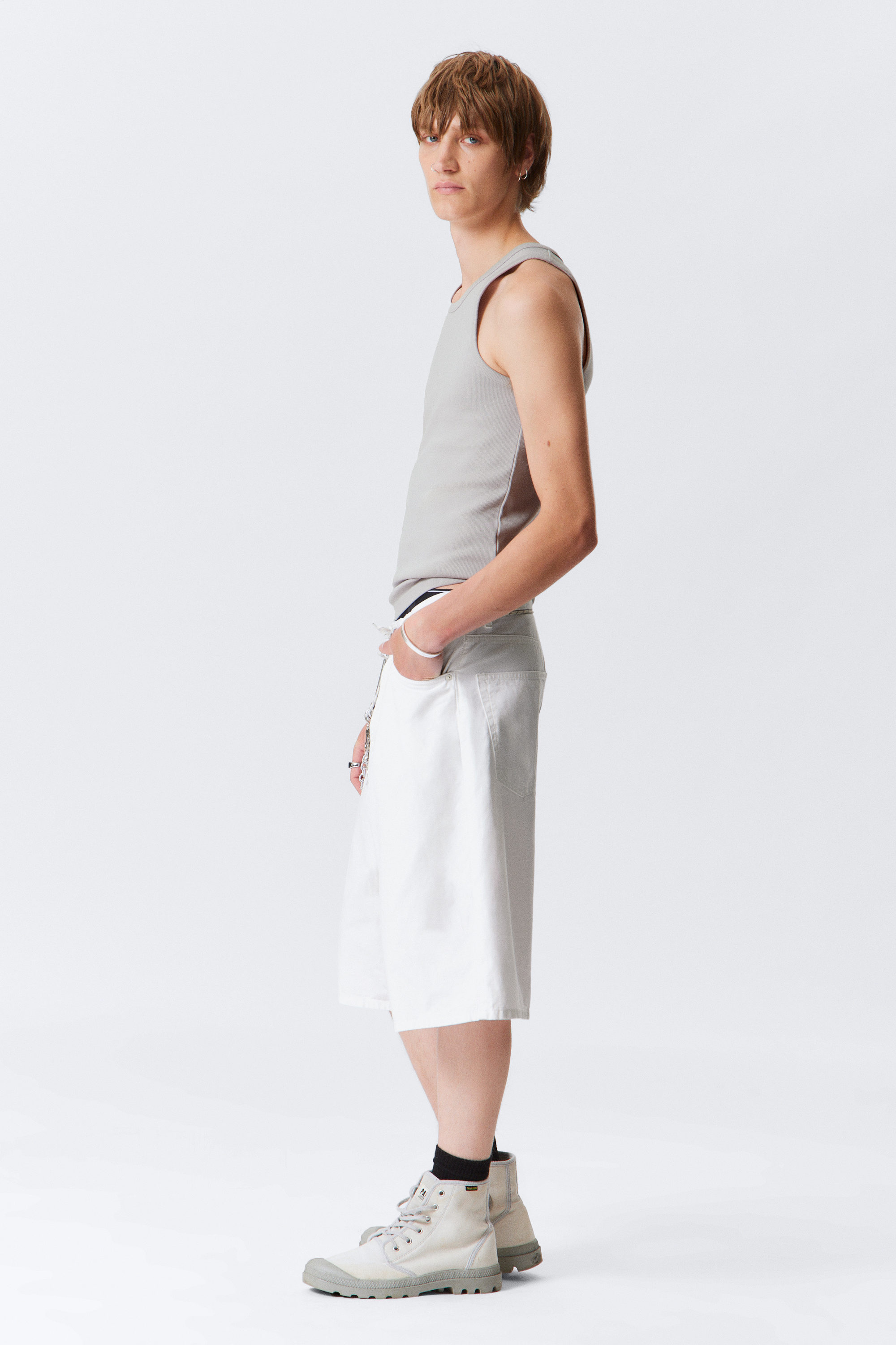 White - Astro Loose Twill Shorts - 2