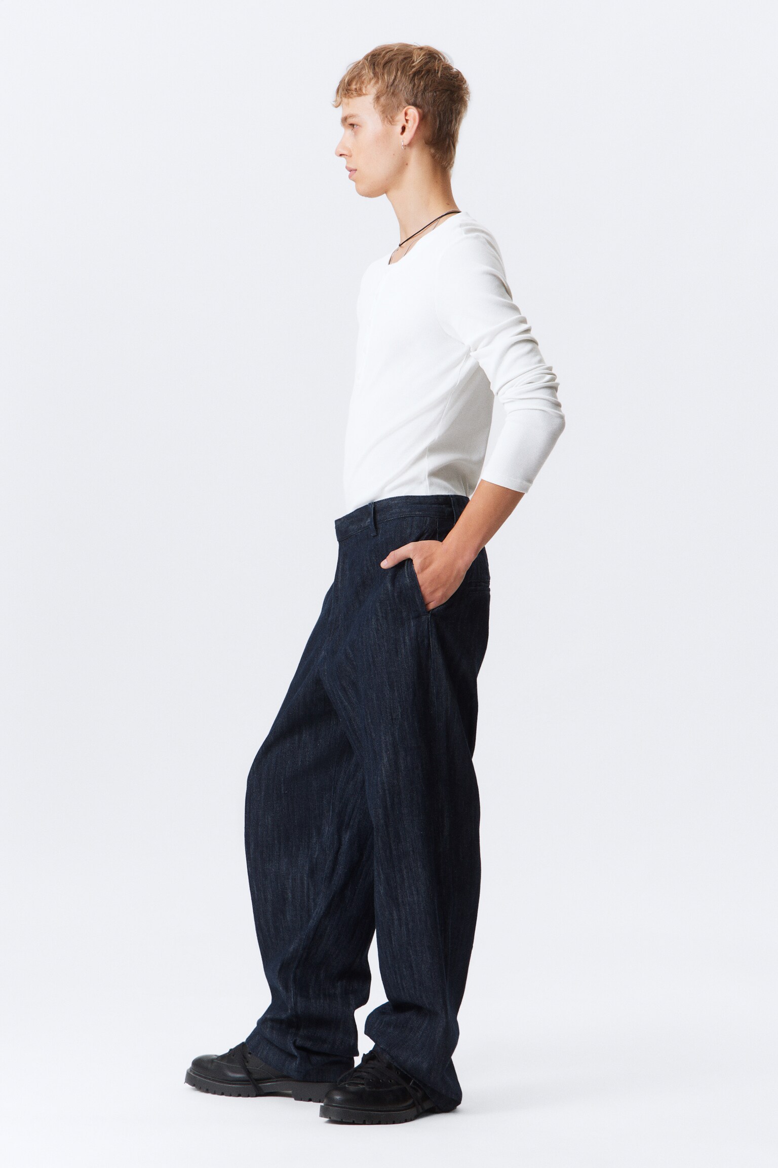 Kostymbyxor med avslappnad passform i denim - Blue Rinse - Mörkblå - 6