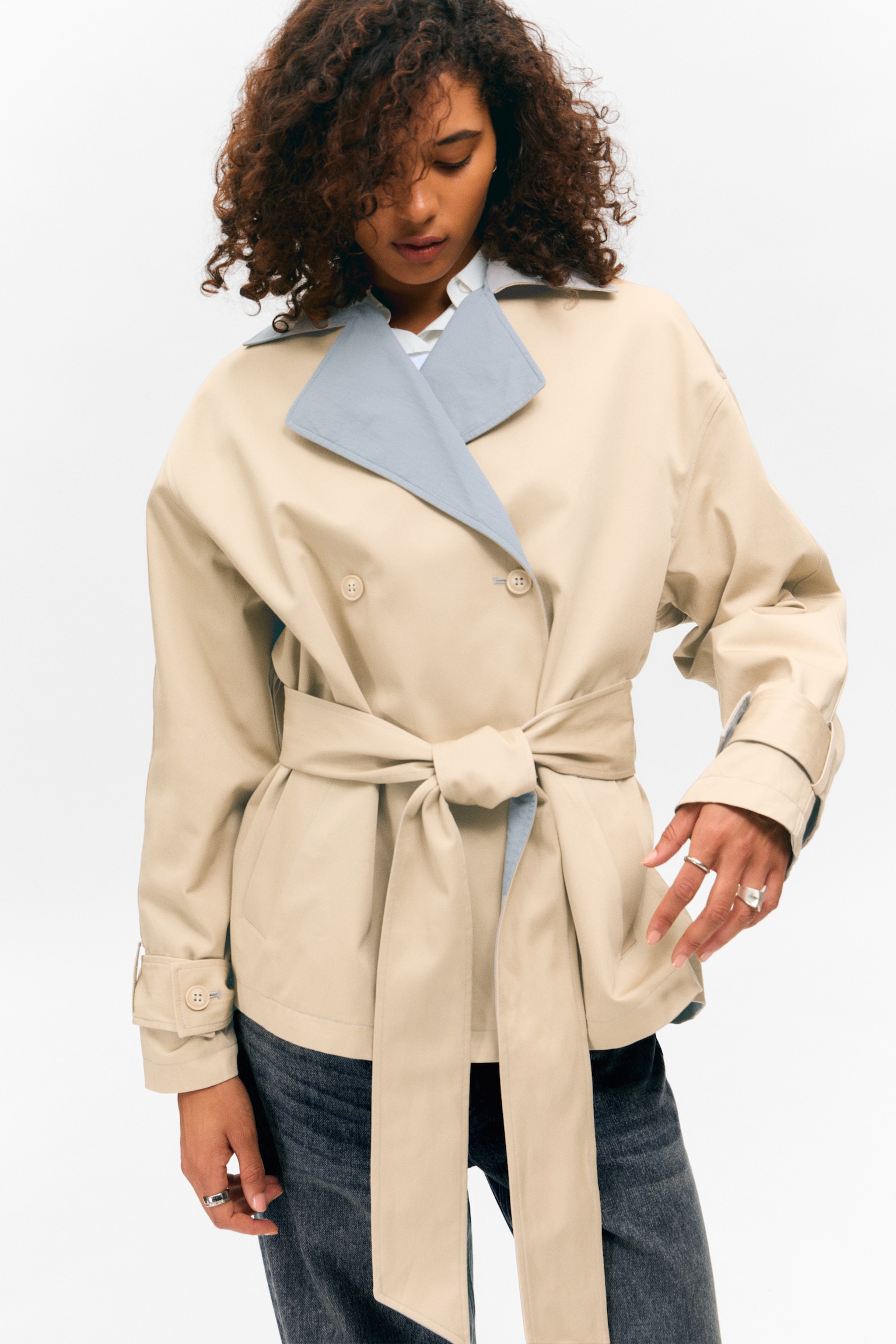 Trenci scurt reversibil cu două rânduri de nasturi - Bej & Gri Deschis/Bej & Khaki Verde - 5