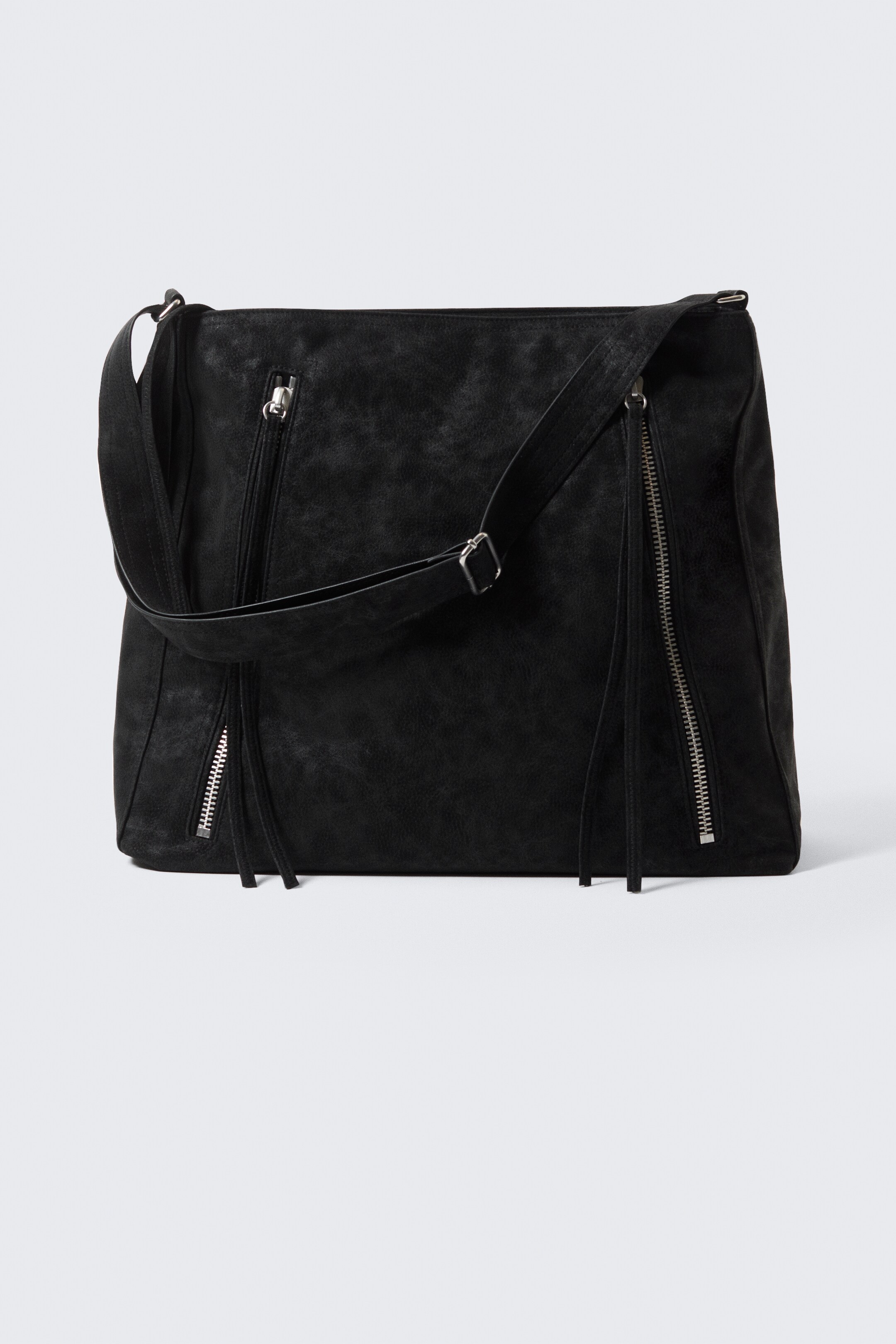 View larger image: Medium Zip Shoulder Bag - Black - Ladies | H&M GB 1