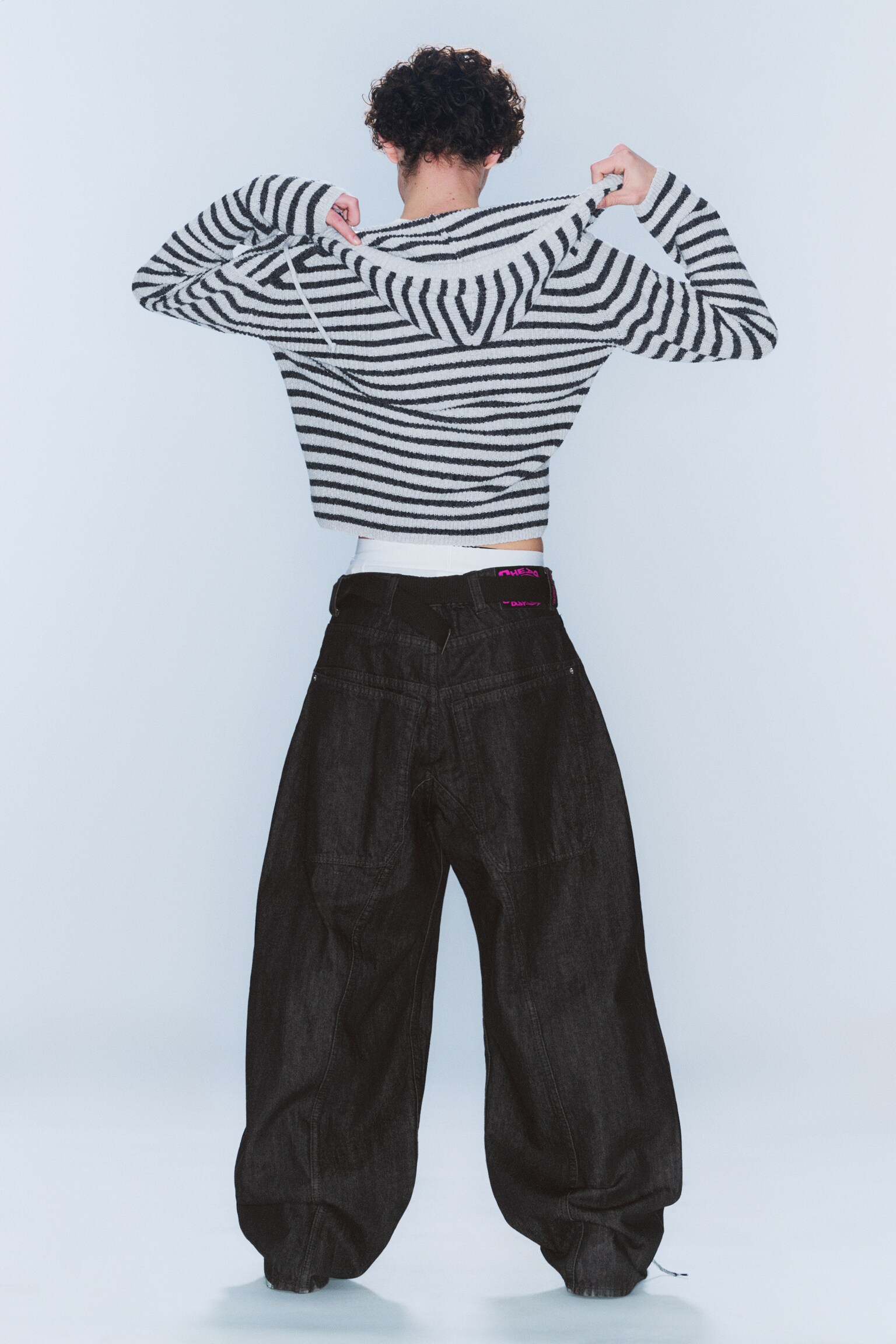 Jeans barrel unissexo de cintura baixa Dunno - Lavagem preta - Preto - 6